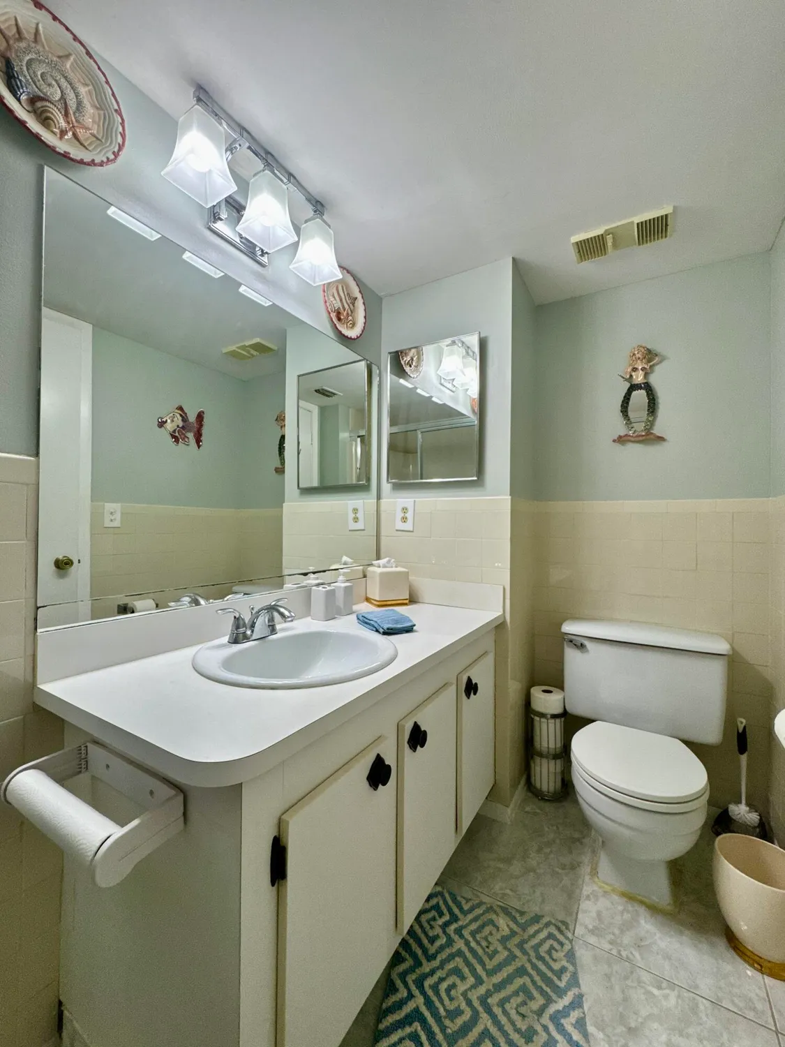 Property Slideshow image 23 of 46 | 7214 golf colony ct 205, Lake Worth, FL, 33467
