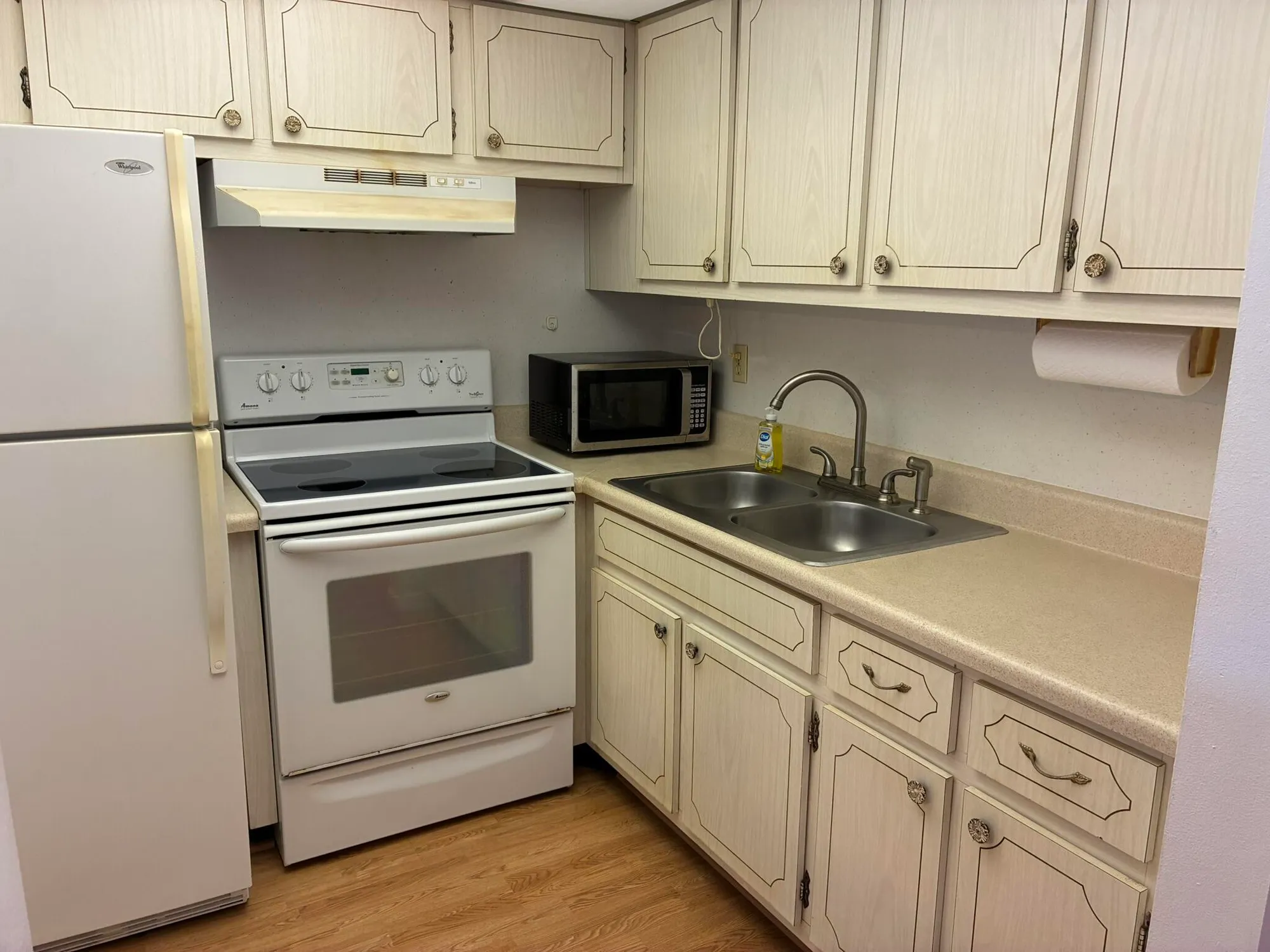 Property Slideshow image 9 of 30 | 600 horizons 211, Boynton Beach, FL, 33435