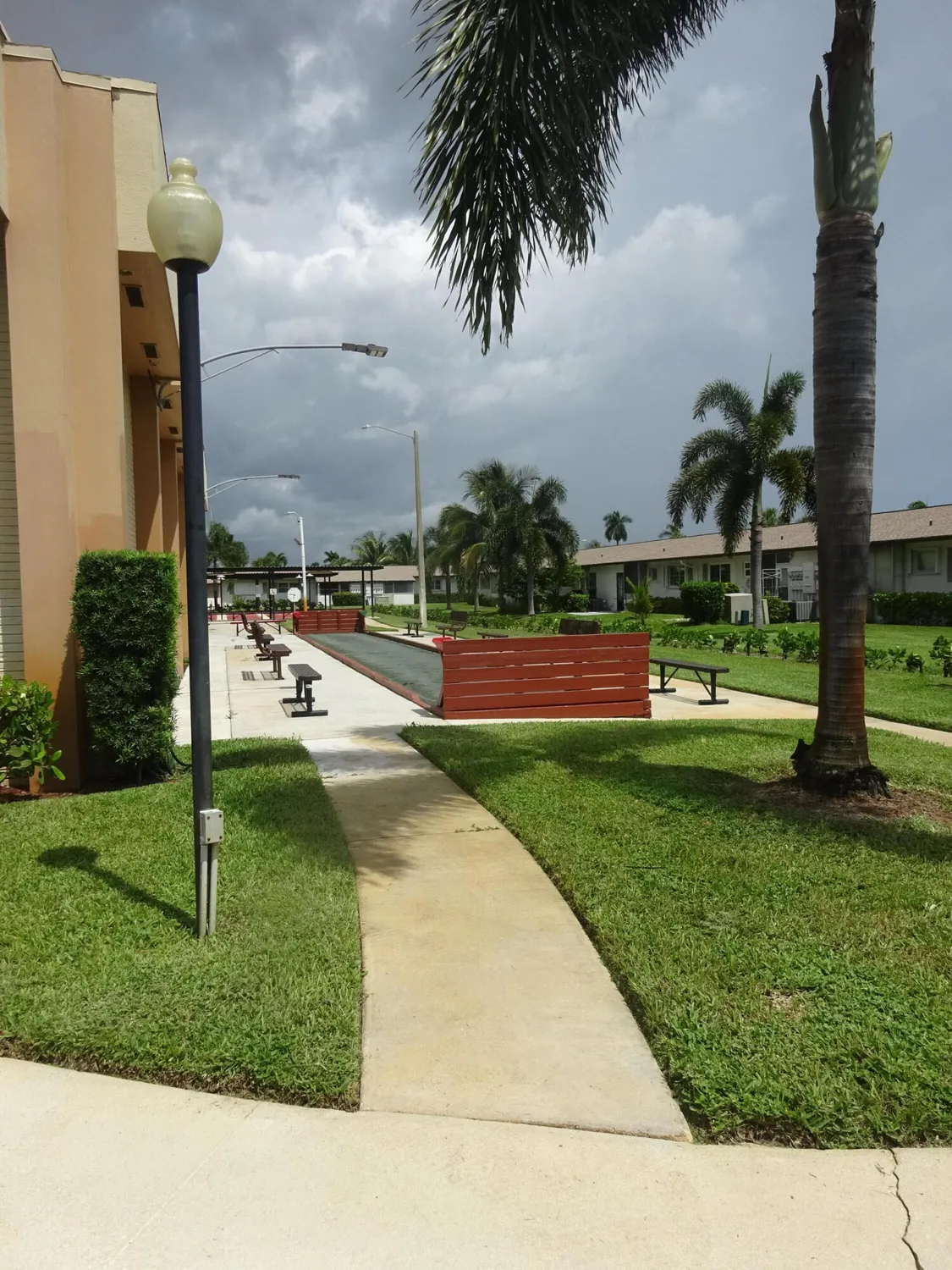 Property Slideshow image 16 of 21 | 2864 crosley dr a, West Palm Beach, FL, 33415