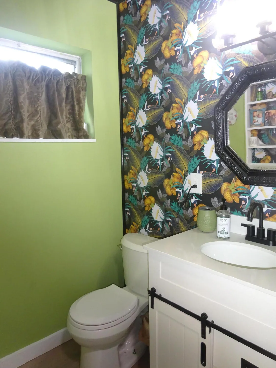 Property Slideshow image 5 of 21 | 2864 crosley dr a, West Palm Beach, FL, 33415