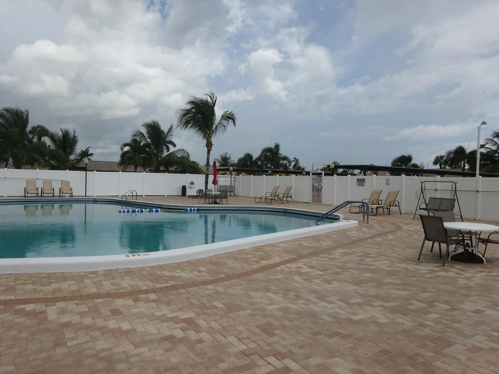 Property Slideshow image 18 of 21 | 2864 crosley dr a, West Palm Beach, FL, 33415
