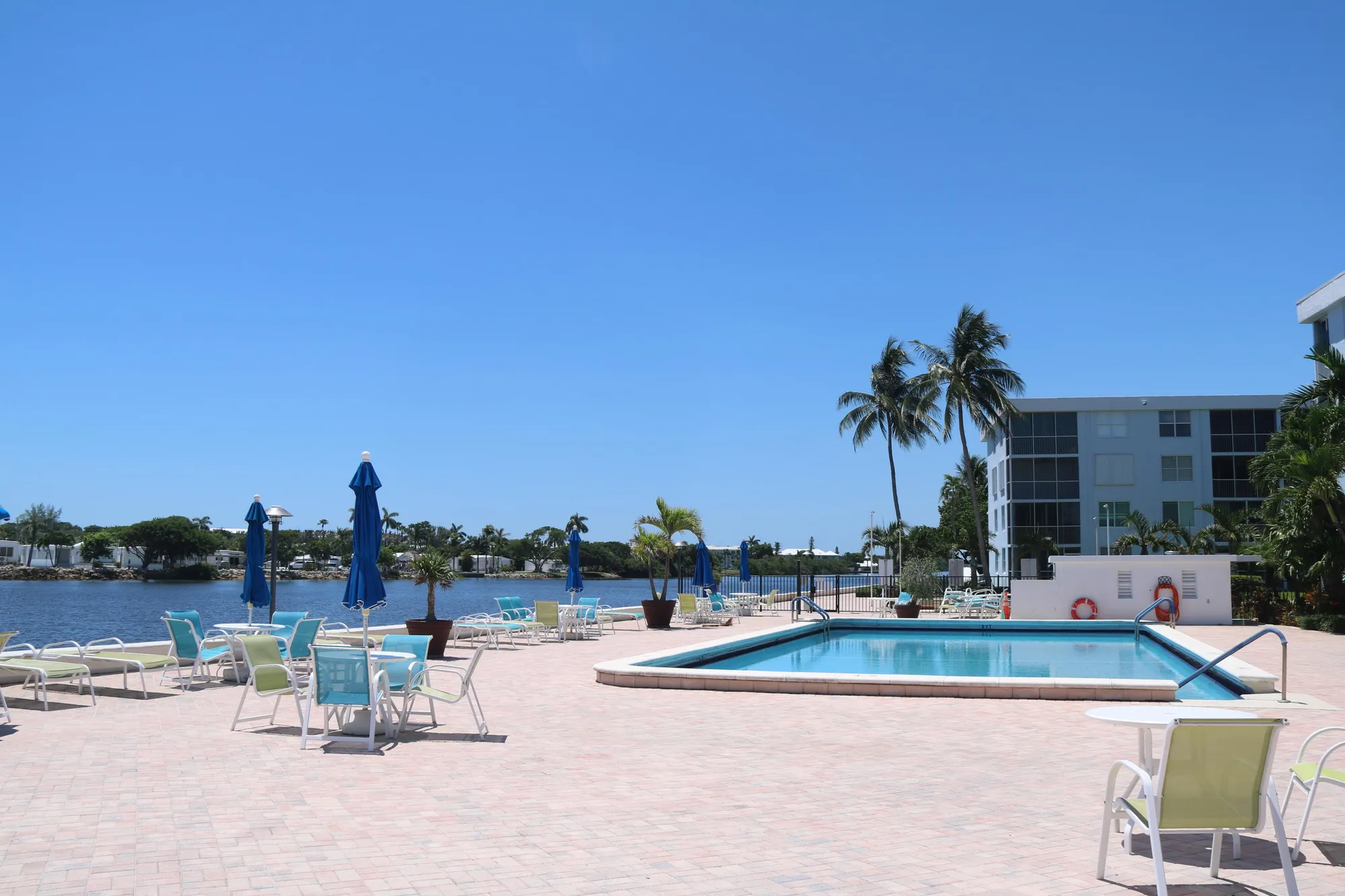 Property Slideshow image 17 of 20 | 2012 s federal hwy 303, Boynton Beach, FL, 33435