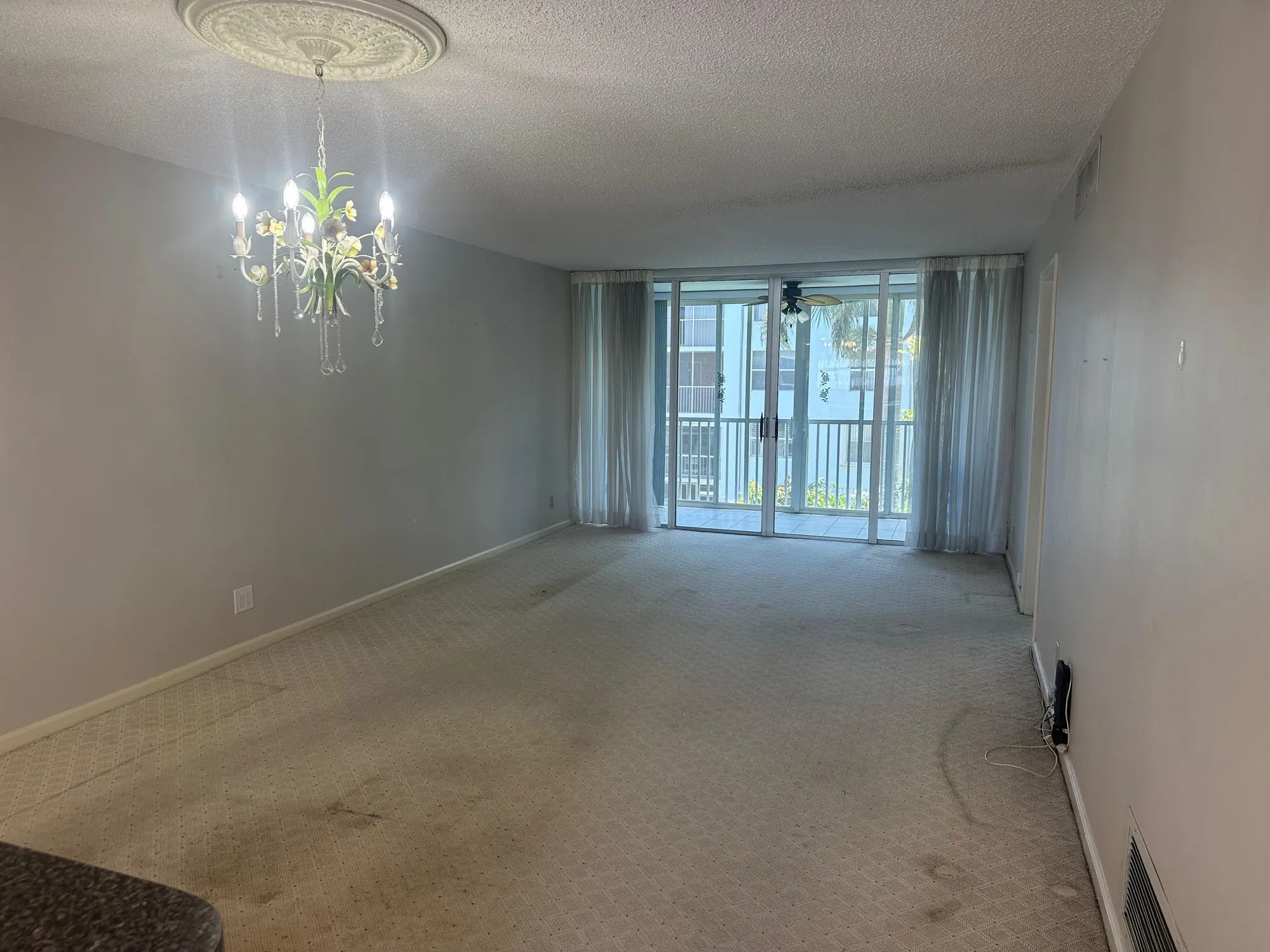 Property Slideshow image 4 of 20 | 2012 s federal hwy 303, Boynton Beach, FL, 33435