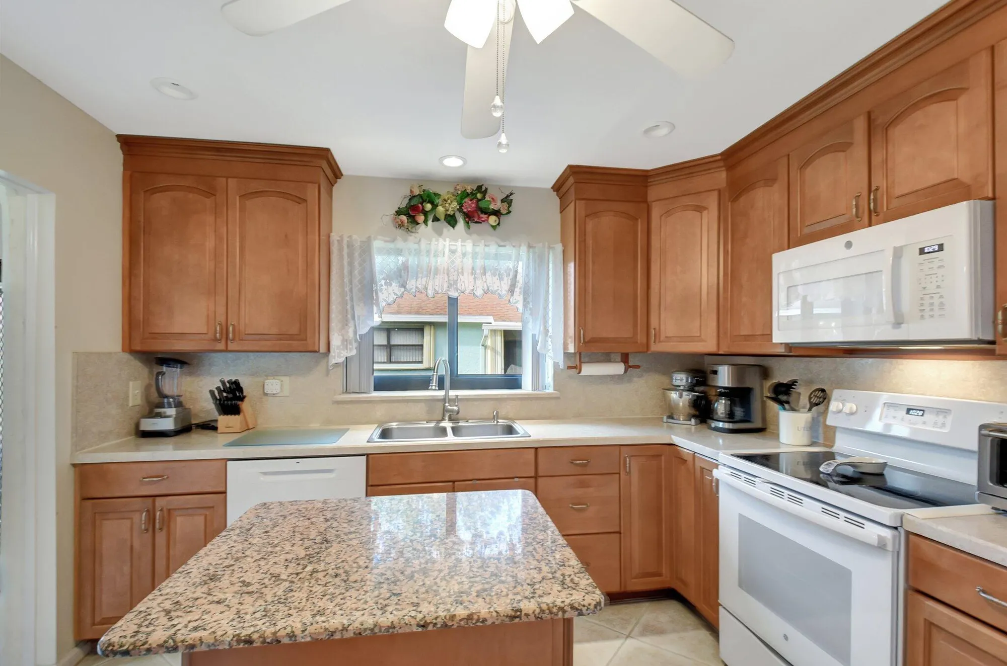 Property Slideshow image 2 of 52 | 9855 loquat tree run a, Boynton Beach, FL, 33436