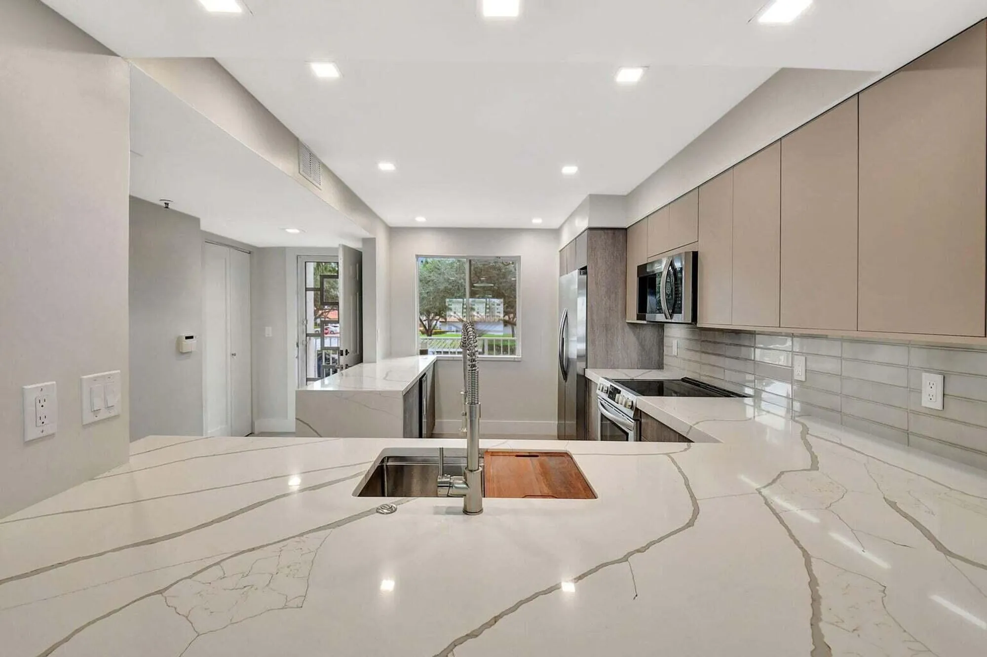 Property Slideshow image 2 of 48 | 14095 royal vista dr apt 202, Delray Beach, FL, 33484