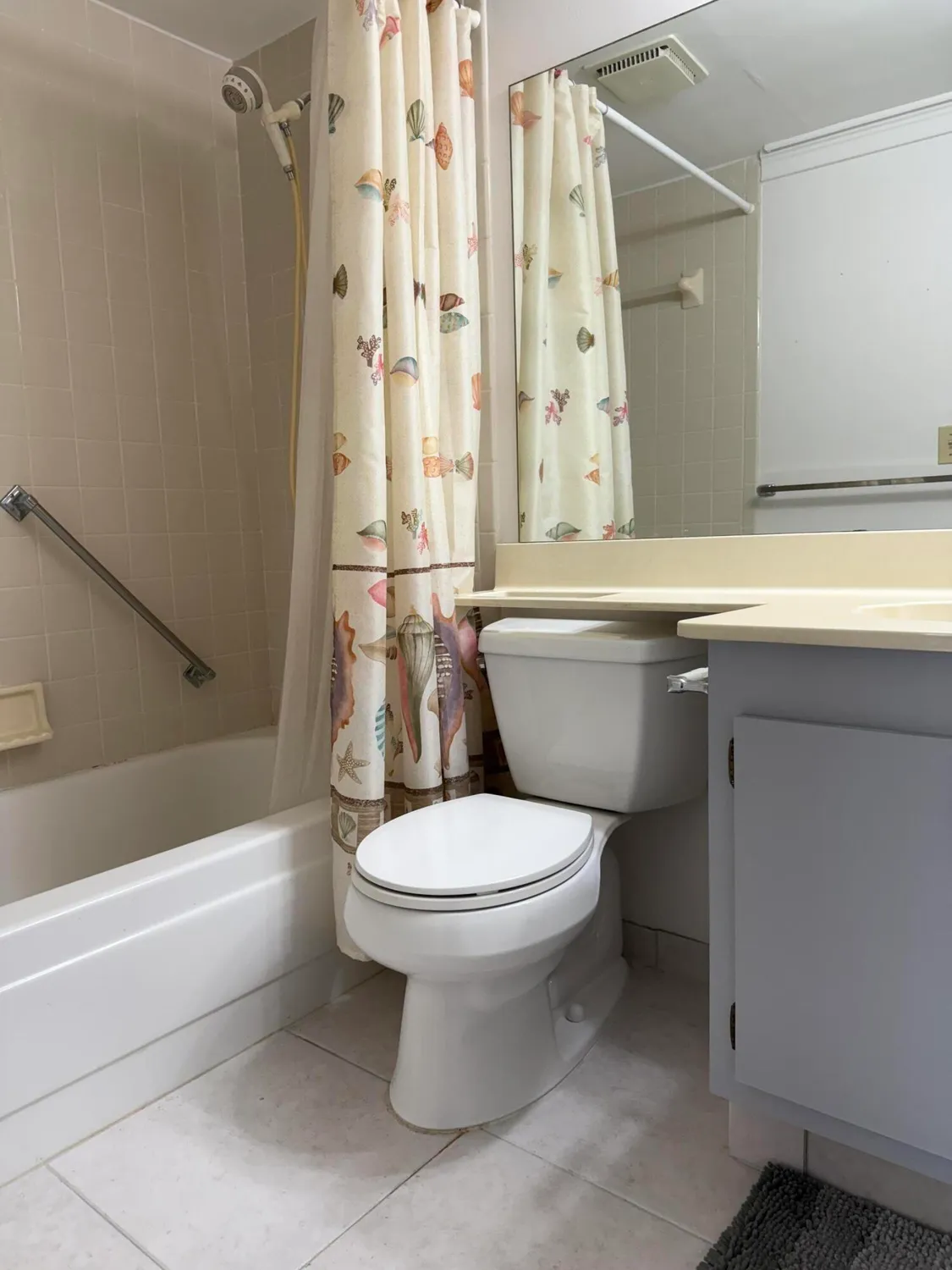 Property Slideshow image 11 of 18 | 4760 lucerne lakes blvd 206, Lake Worth, FL, 33467