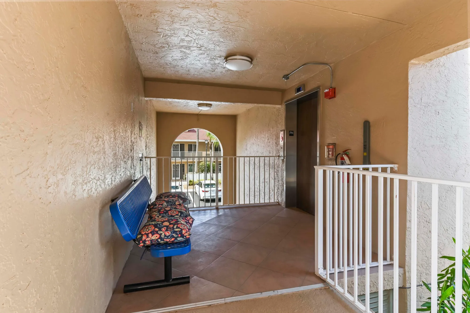 Property Slideshow image 25 of 49 | 5952 regal glen dr 207, Boynton Beach, FL, 33437
