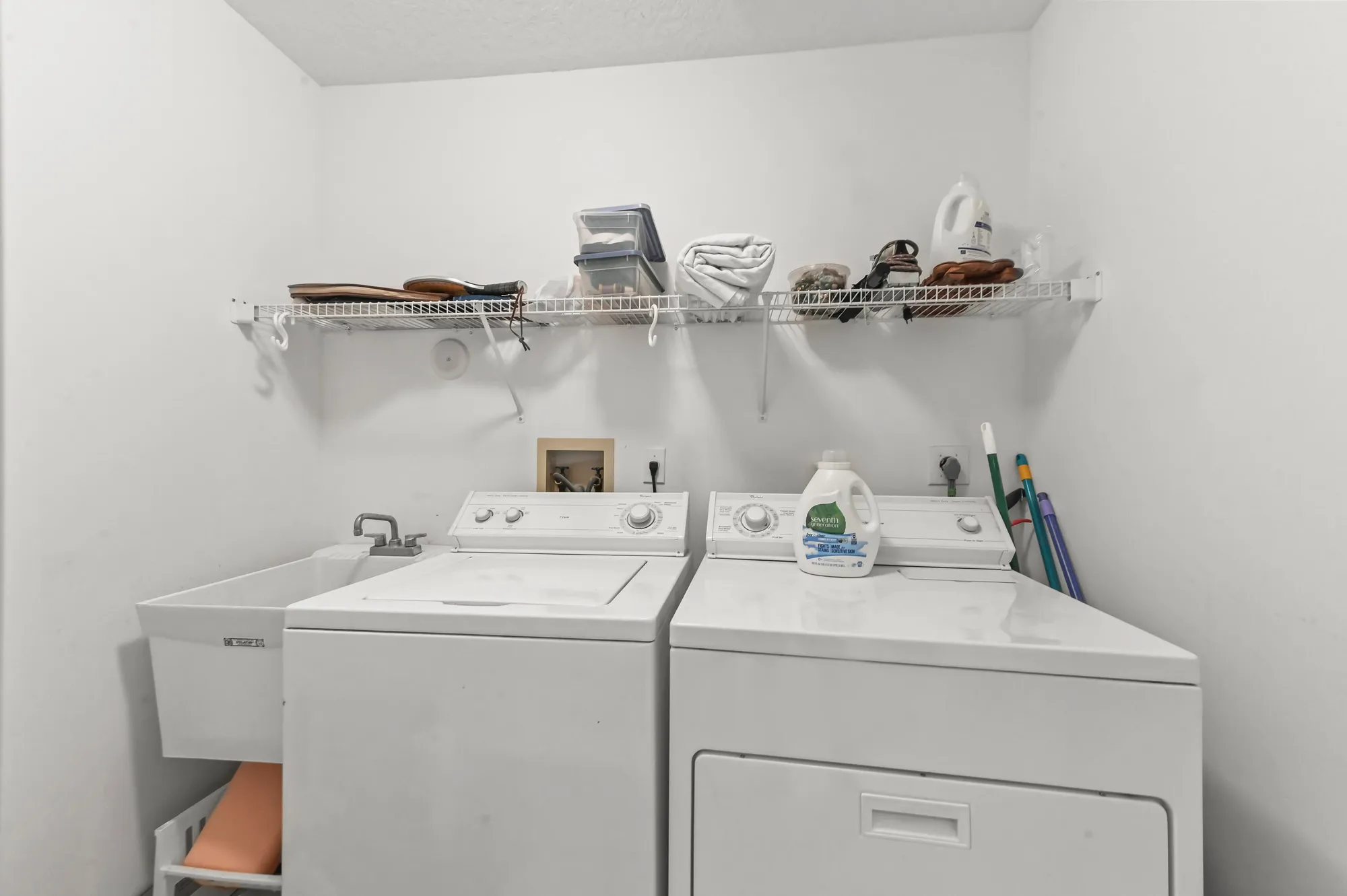 Property Slideshow image 20 of 49 | 5952 regal glen dr 207, Boynton Beach, FL, 33437