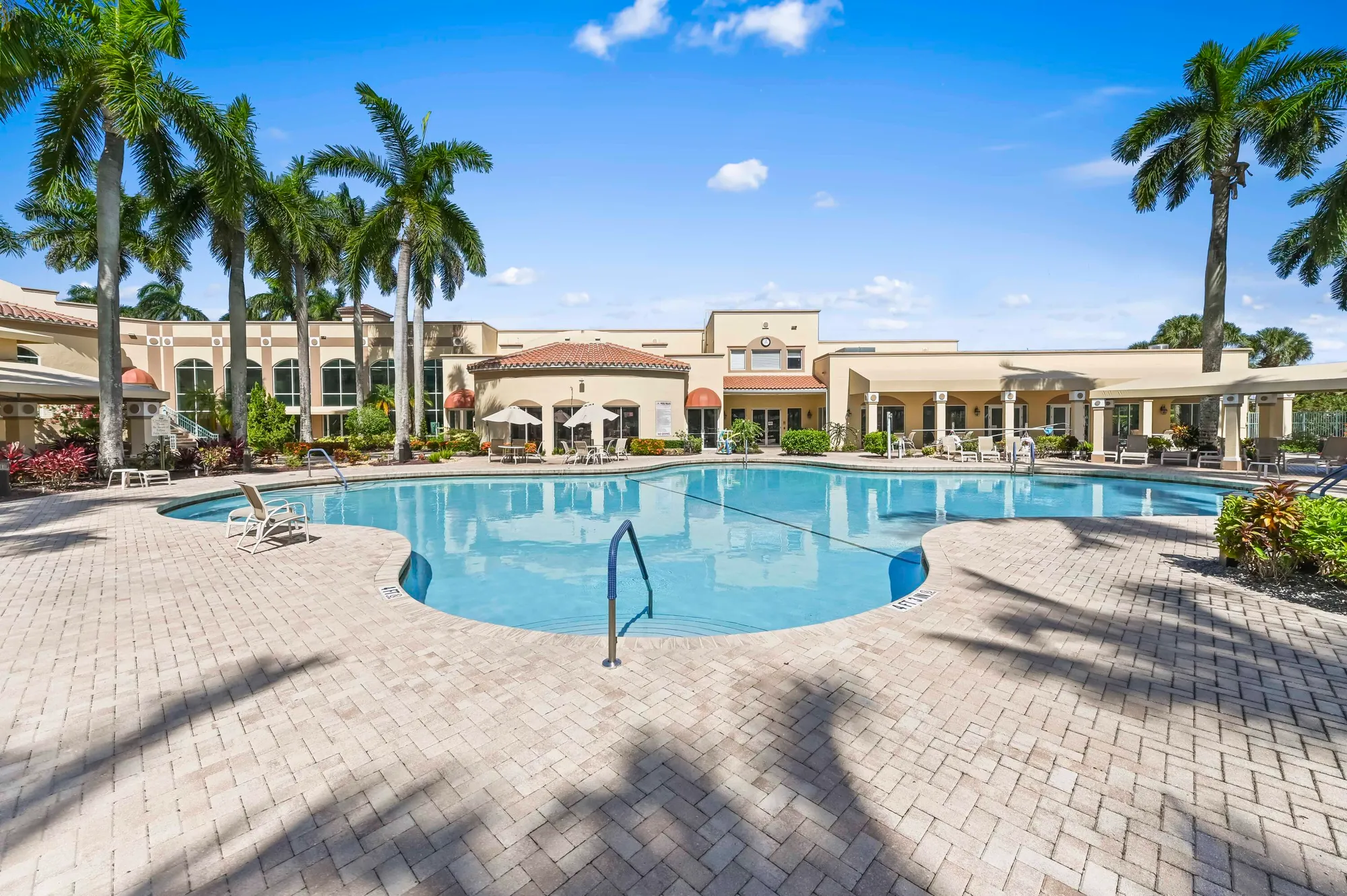 Property Slideshow image 29 of 49 | 5952 regal glen dr 207, Boynton Beach, FL, 33437