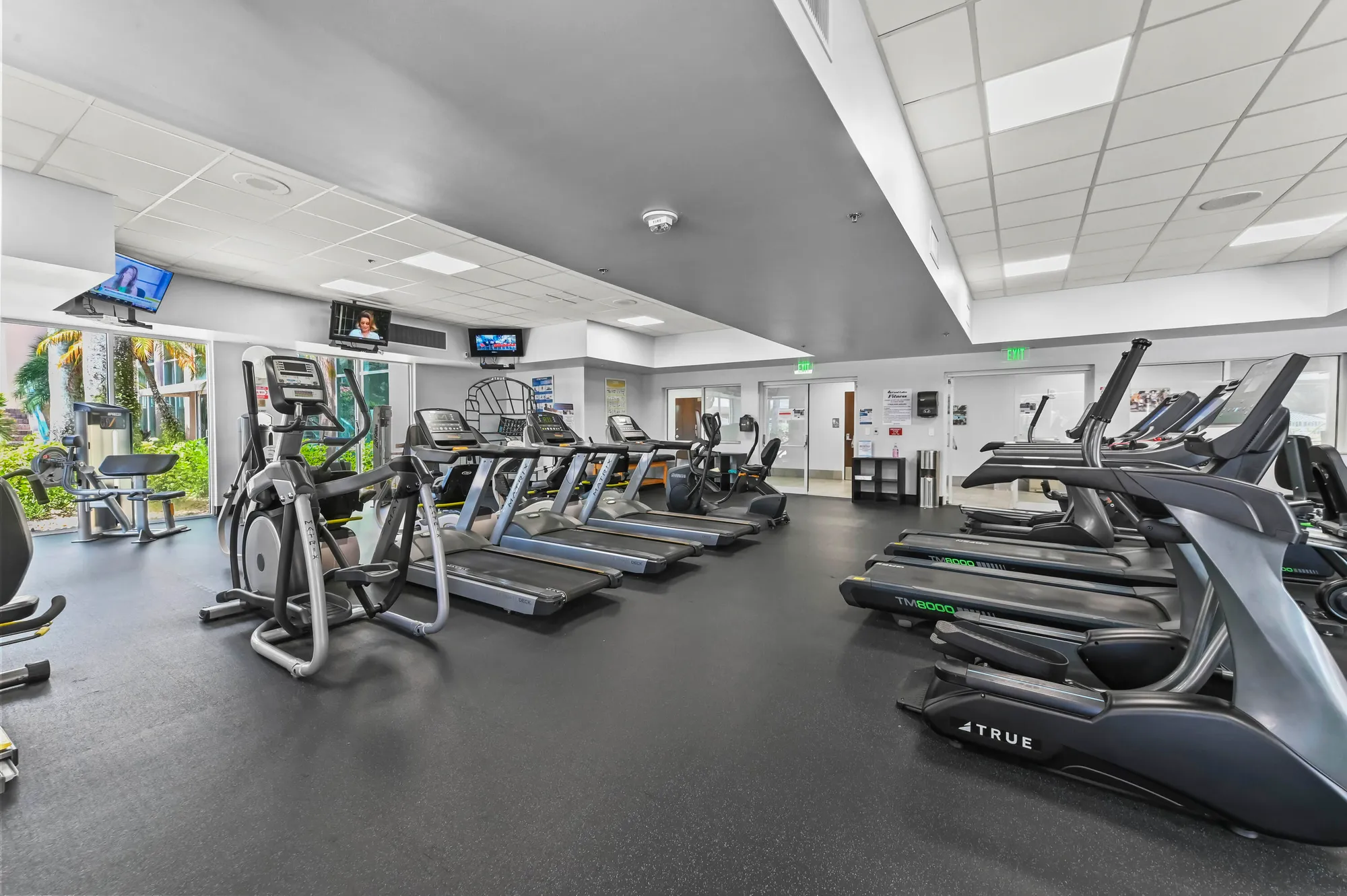 Property Slideshow image 37 of 49 | 5952 regal glen dr 207, Boynton Beach, FL, 33437