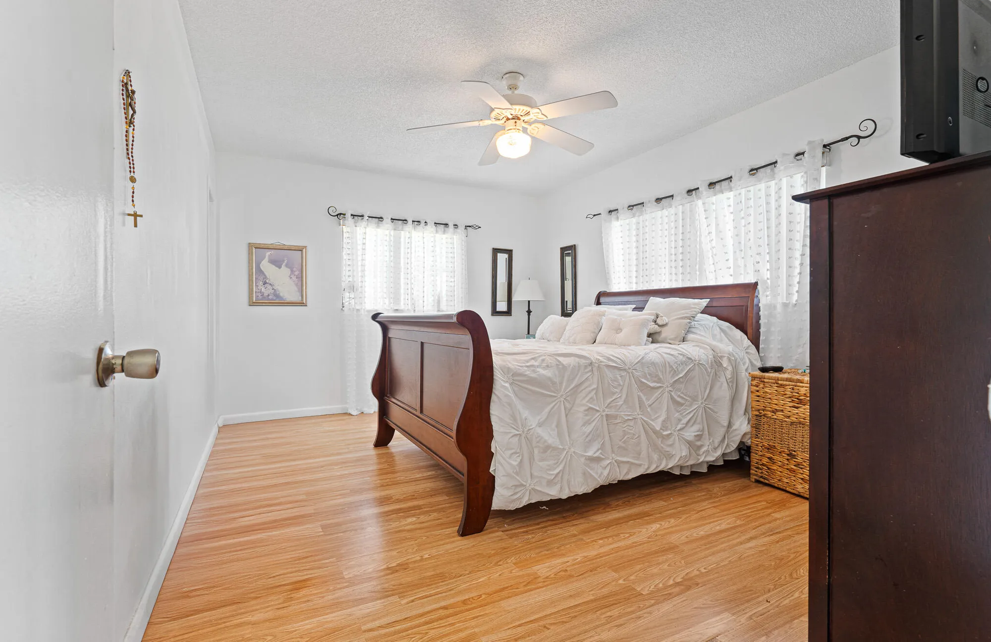 Property Slideshow image 11 of 32 | 7405 w atlantic blvd apt 201, Margate, FL, 33063