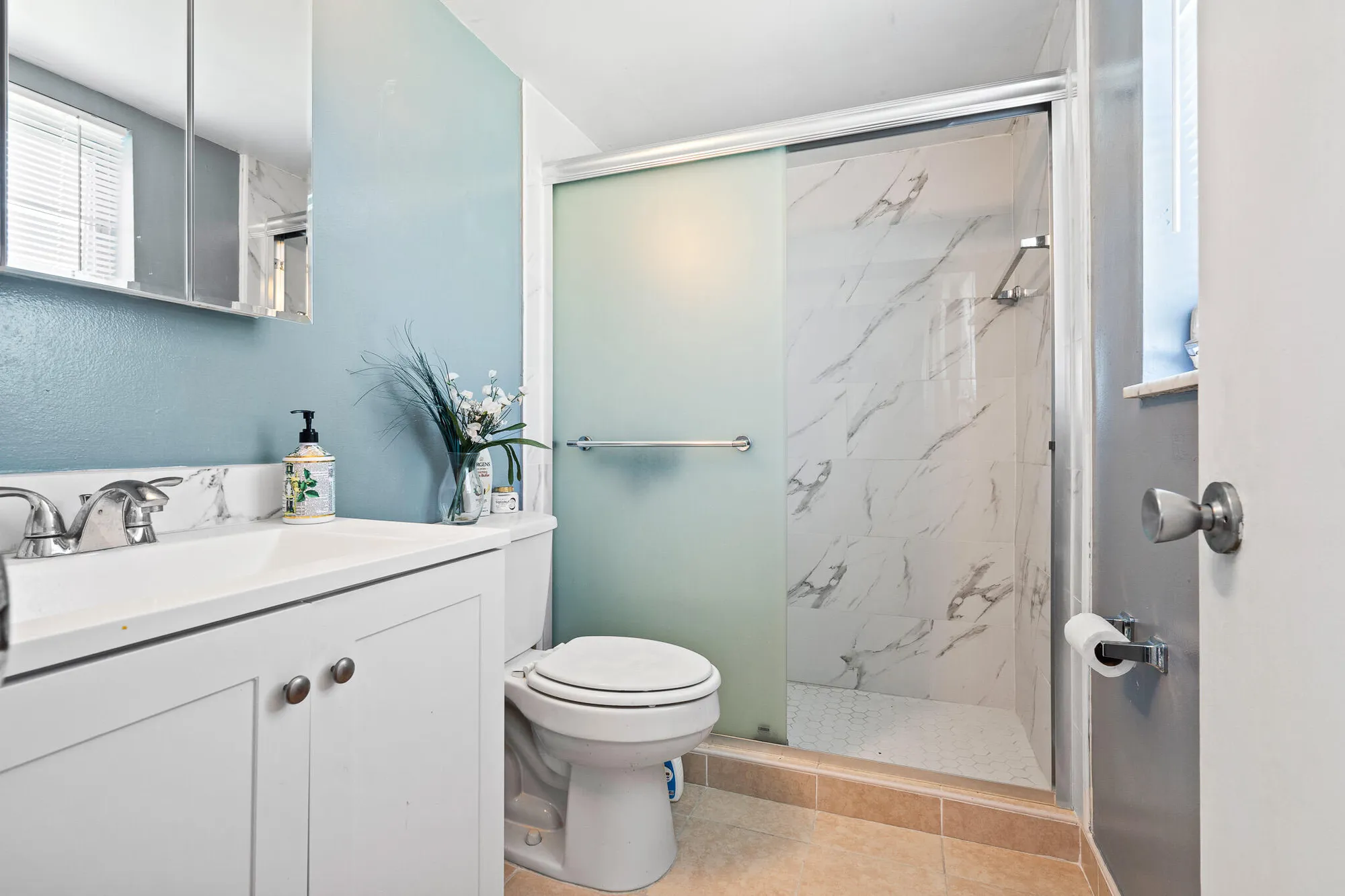 Property Slideshow image 14 of 32 | 7405 w atlantic blvd apt 201, Margate, FL, 33063