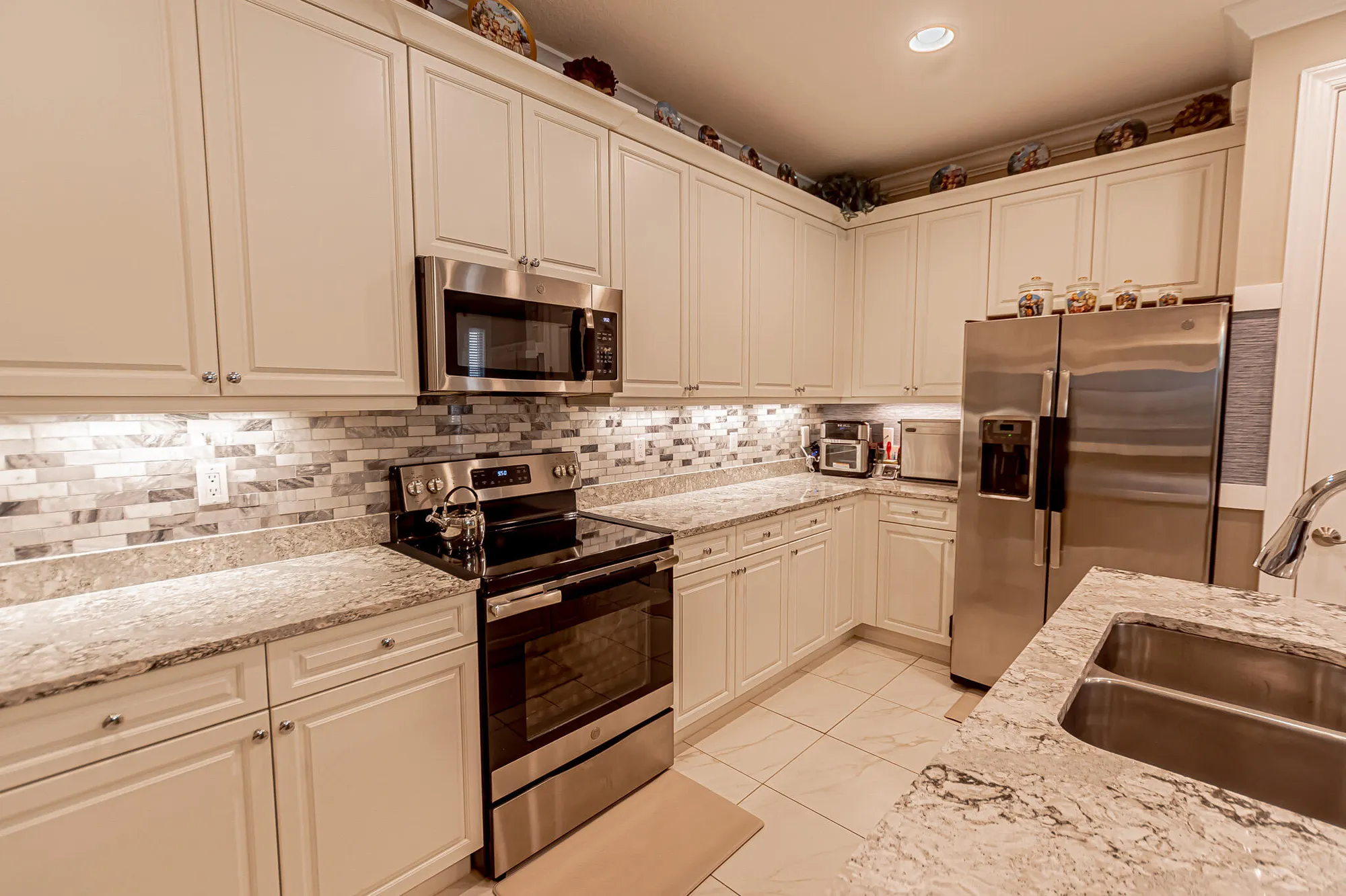 Property Slideshow image 9 of 87 | 24064 sw firenze way, Port Saint Lucie, FL, 34986