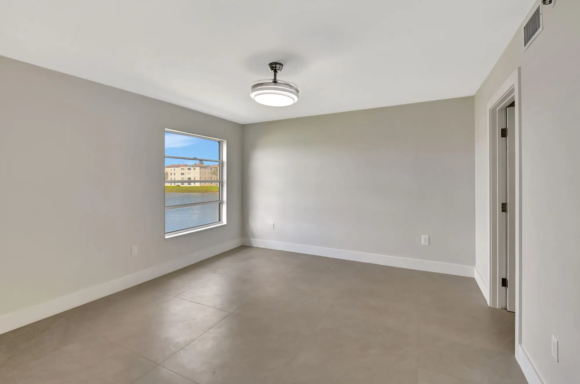Property Slideshow image 22 of 48 | 14095 royal vista dr apt 202, Delray Beach, FL, 33484