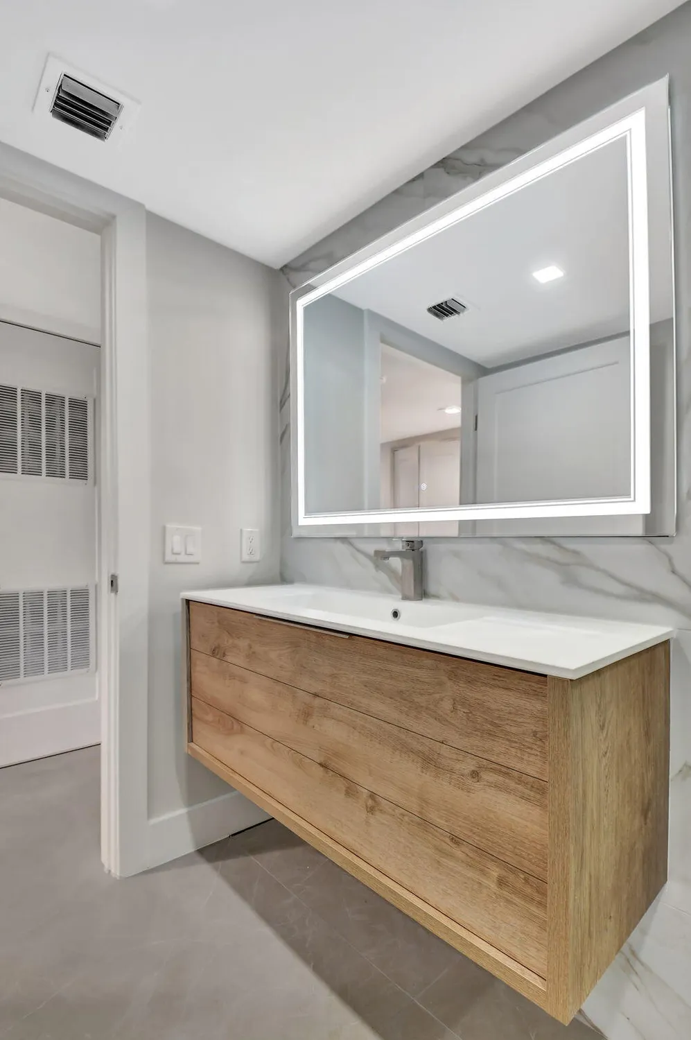 Property Slideshow image 28 of 48 | 14095 royal vista dr apt 202, Delray Beach, FL, 33484