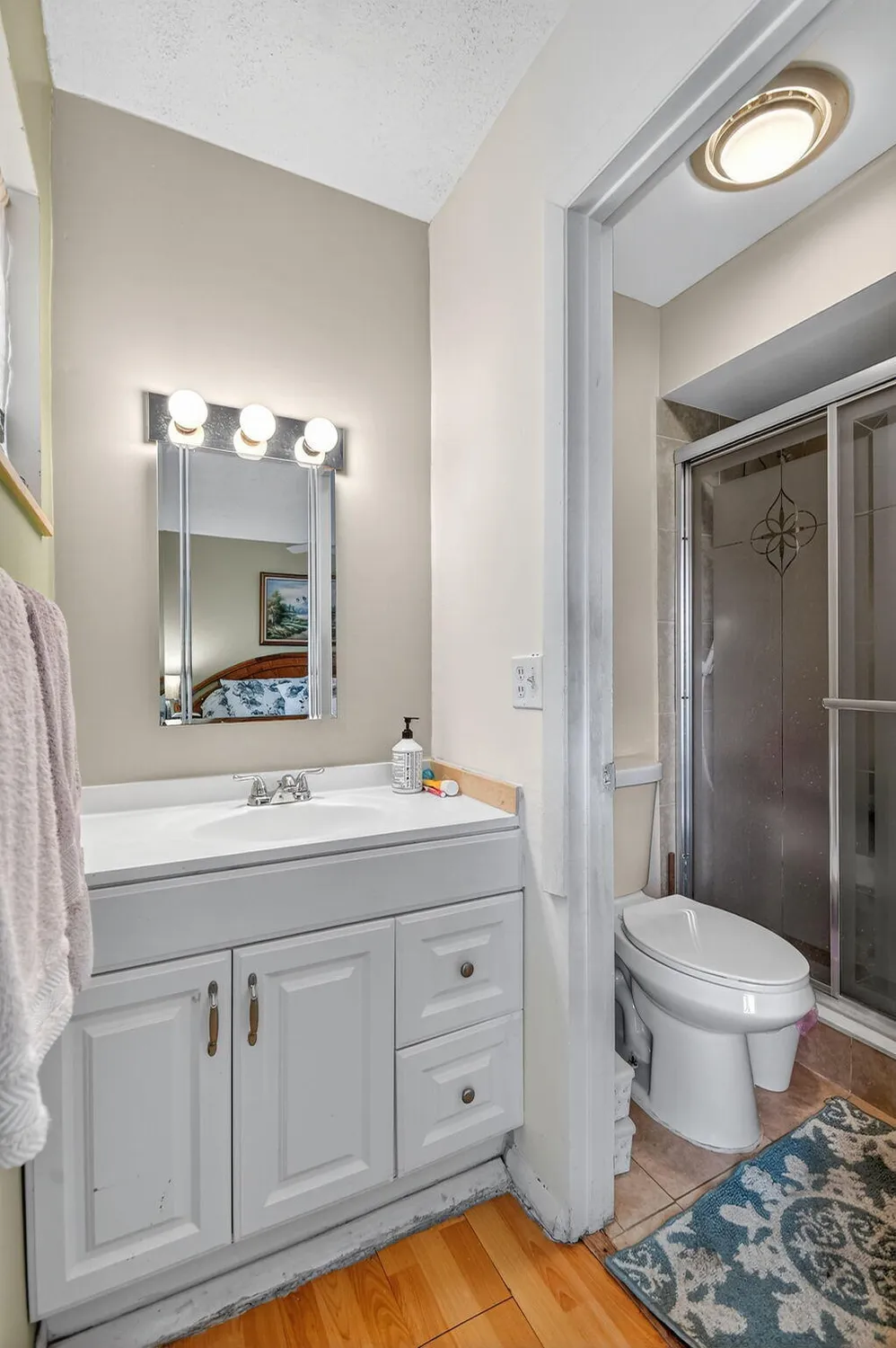 Property Slideshow image 23 of 26 | 522 franconia cir a, Lake Worth, FL, 33467