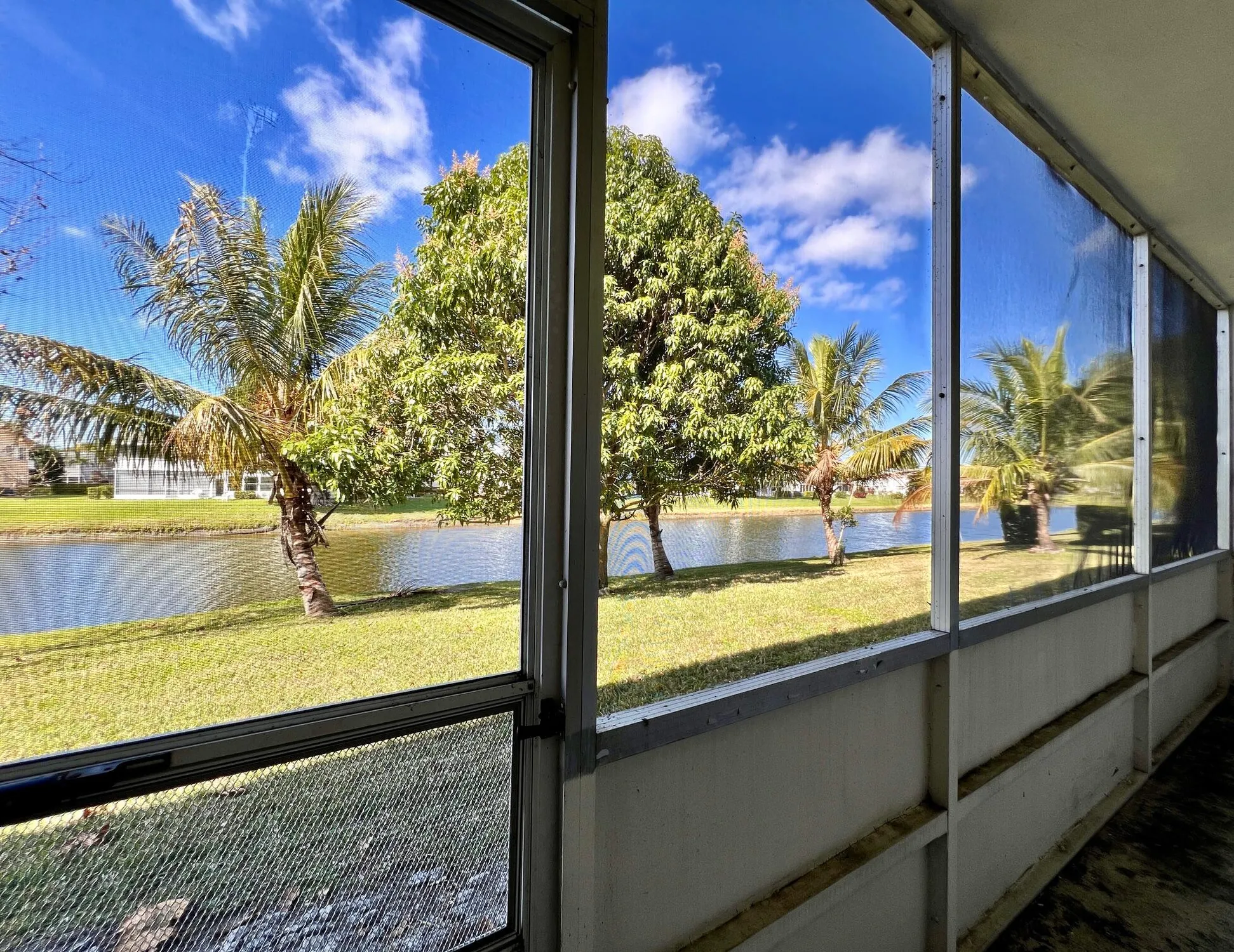 Property Slideshow image 10 of 18 | 240 bedford j, West Palm Beach, FL, 33417