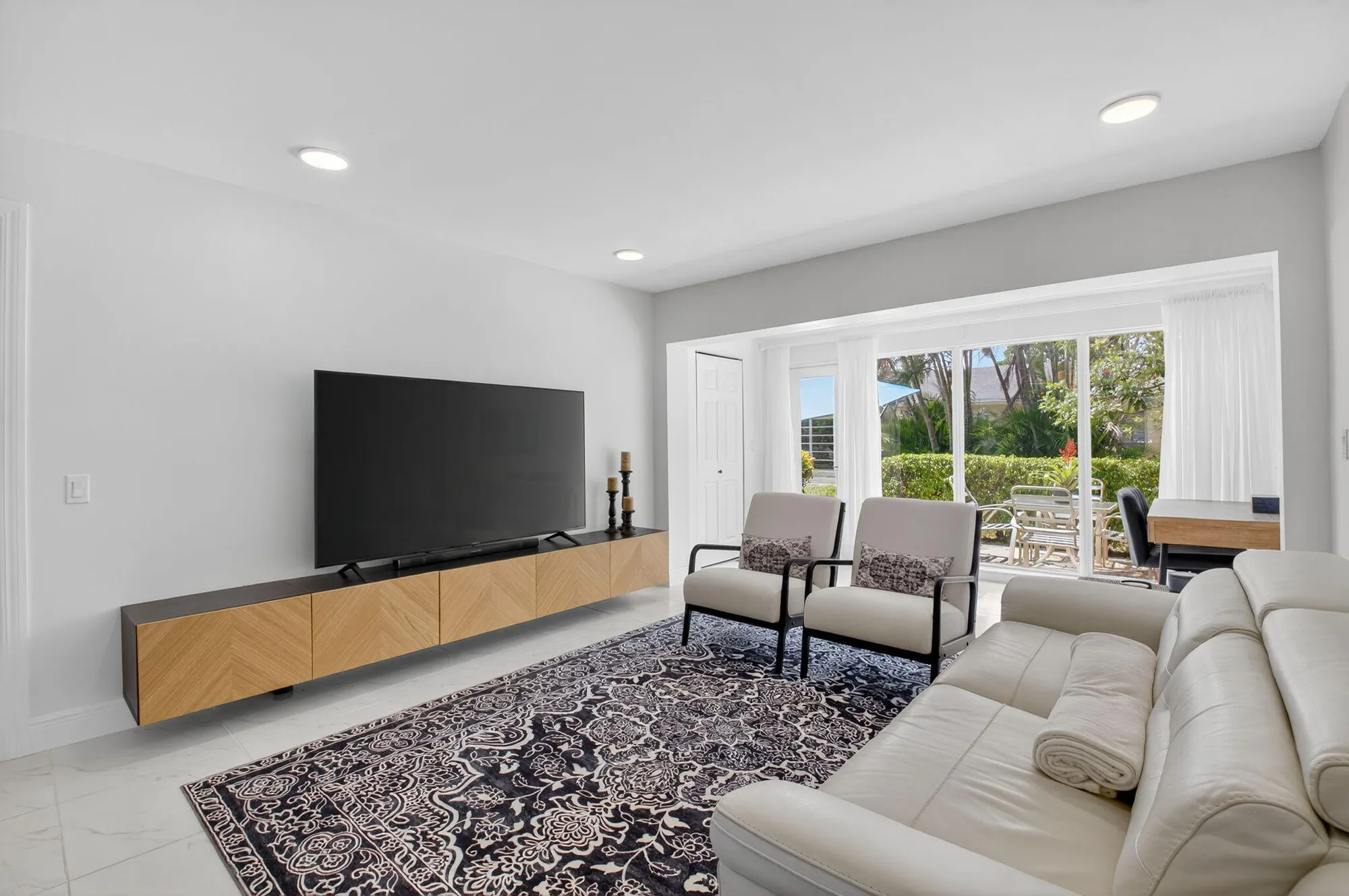 Property Slideshow image 6 of 60 | 13725 flora pl c, Delray Beach, FL, 33484