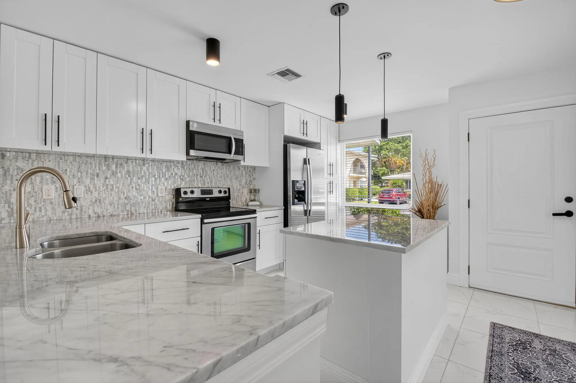 Property Slideshow image 17 of 60 | 13725 flora pl c, Delray Beach, FL, 33484