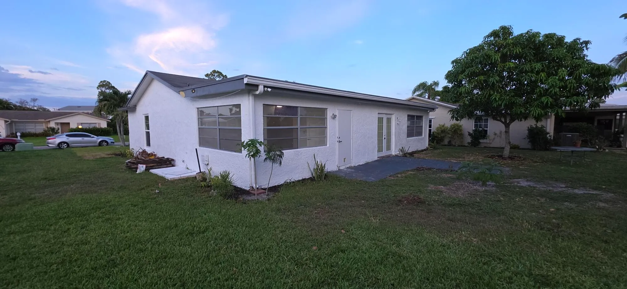 Property Slideshow image 7 of 27 | 7112 pine manor dr, Lake Worth, FL, 33467