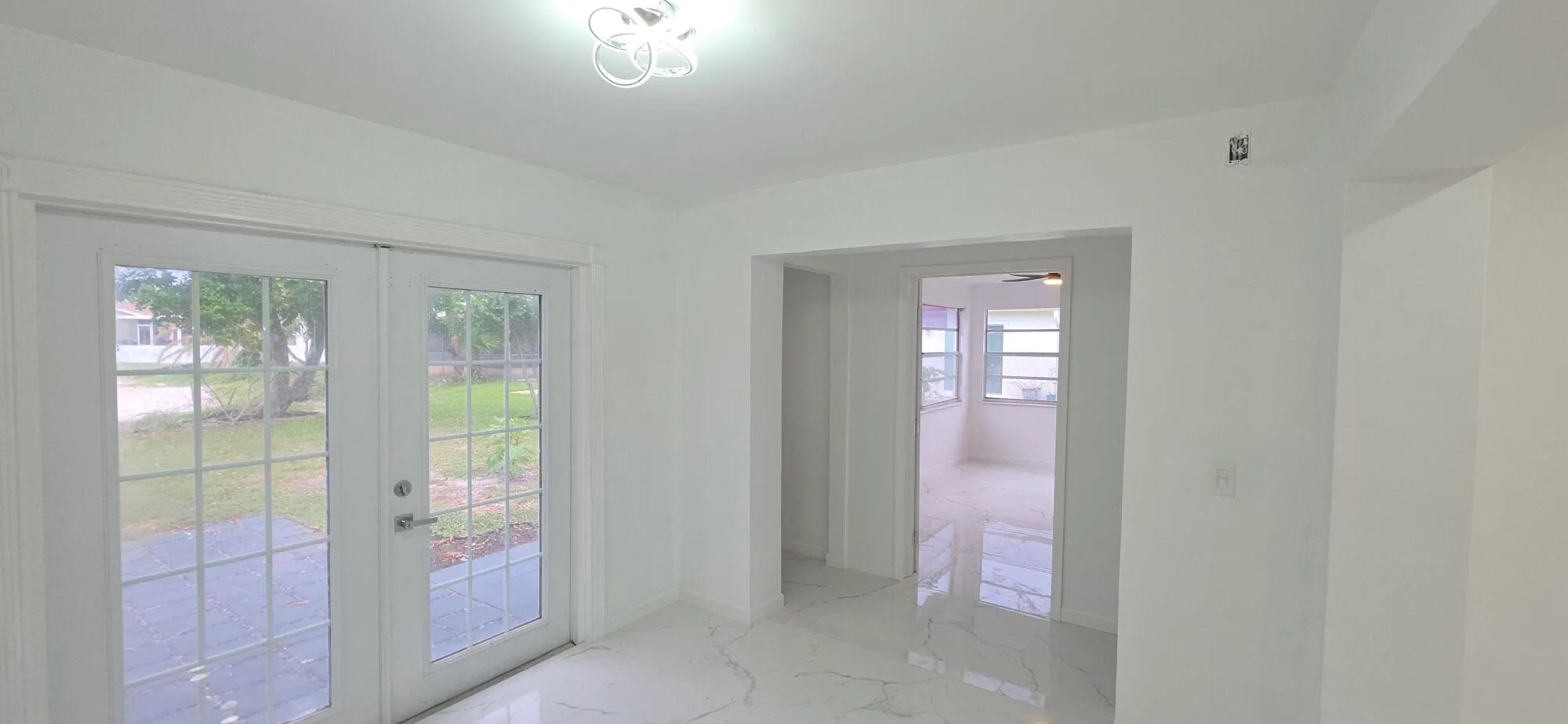 Property Slideshow image 16 of 27 | 7112 pine manor dr, Lake Worth, FL, 33467