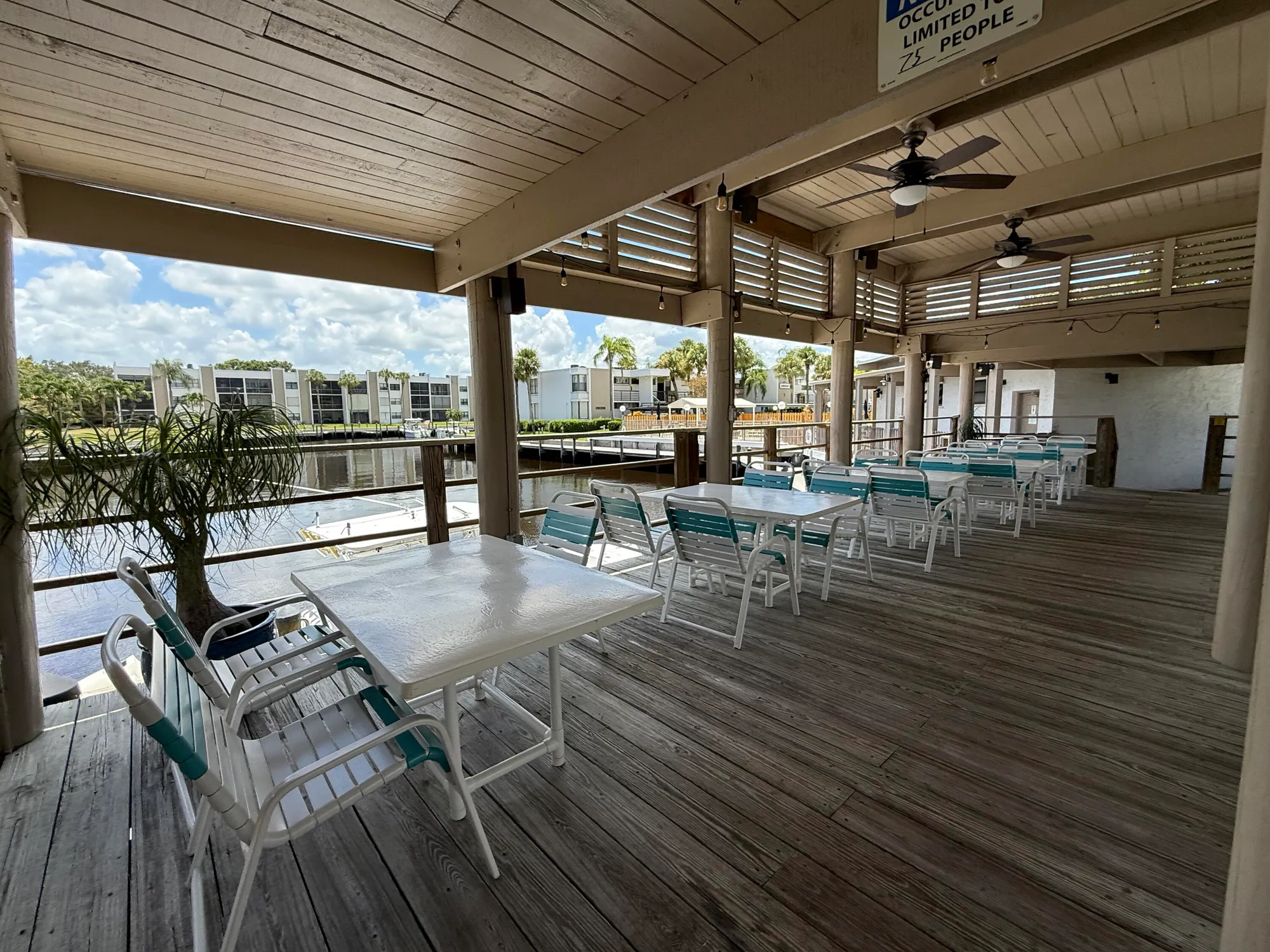 Property Slideshow image 32 of 42 | 1950 sw palm city rd apt 5109, Stuart, FL, 34994