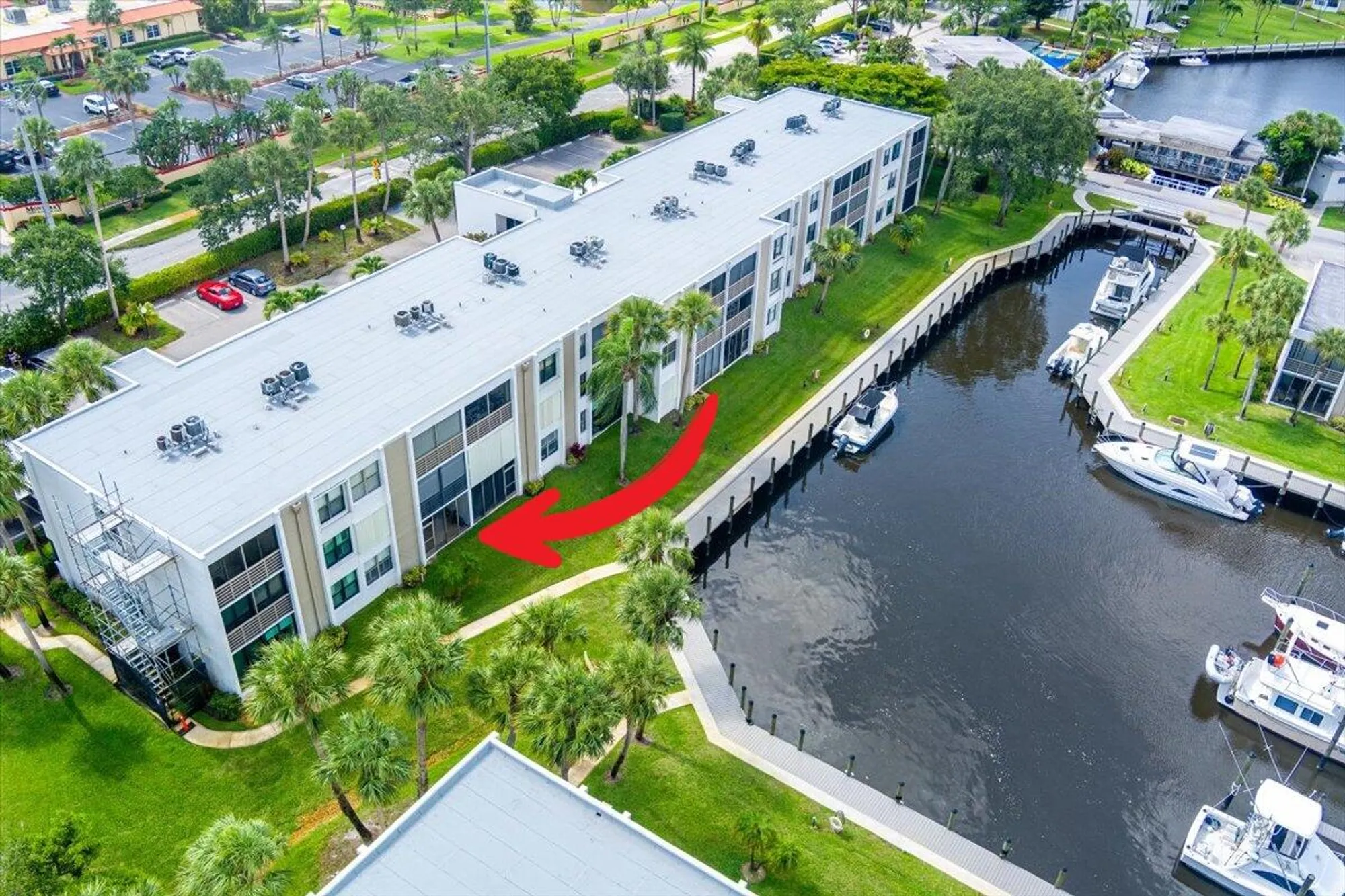 Property Slideshow image 15 of 42 | 1950 sw palm city rd apt 5109, Stuart, FL, 34994