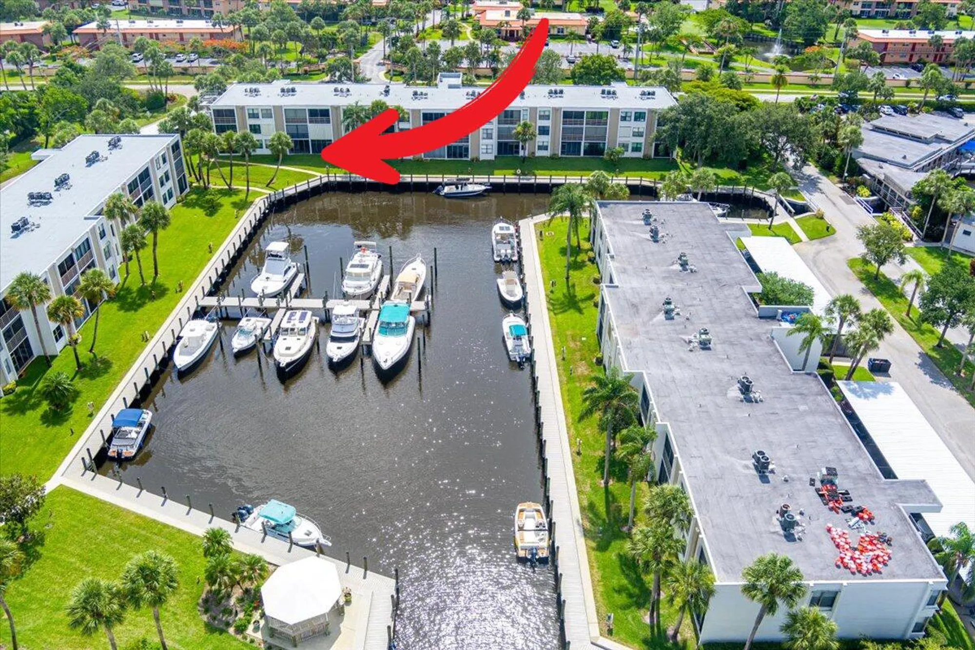 Property Slideshow image 16 of 42 | 1950 sw palm city rd apt 5109, Stuart, FL, 34994