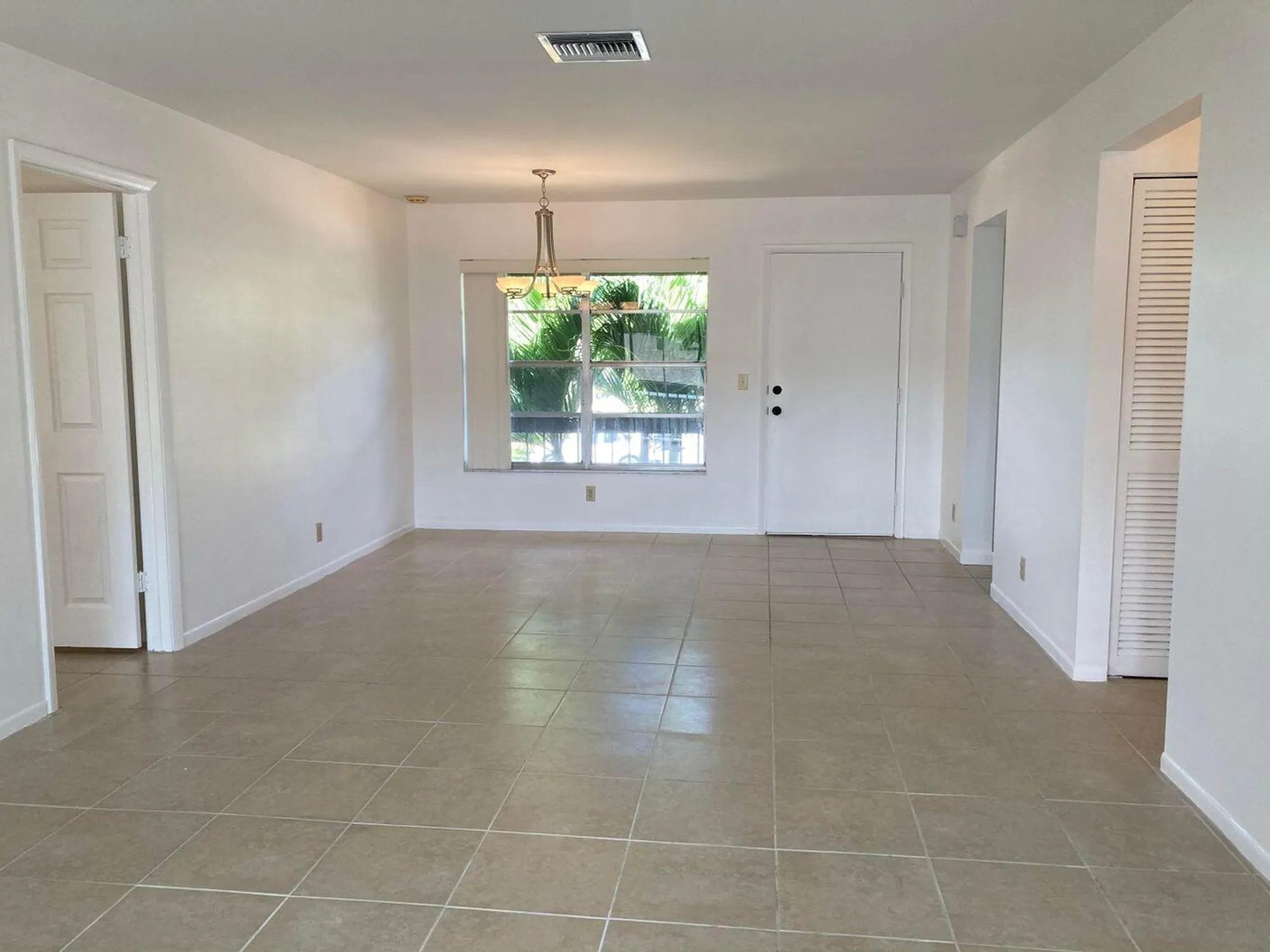 Property Slideshow image 5 of 18 | 13777 via aurora b, Delray Beach, FL, 33484