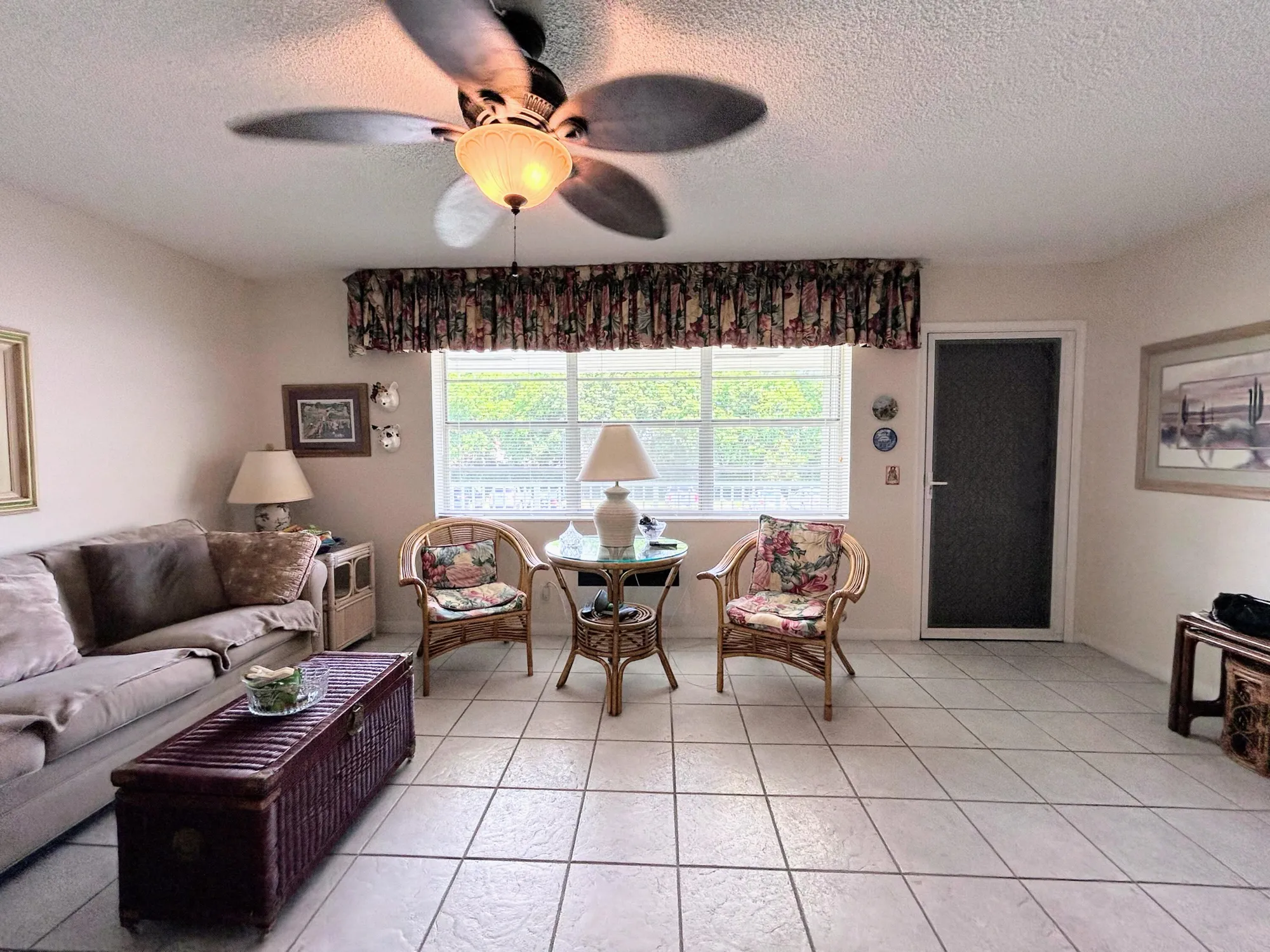 Property Slideshow image 2 of 45 | 340 horizons 203, Boynton Beach, FL, 33435