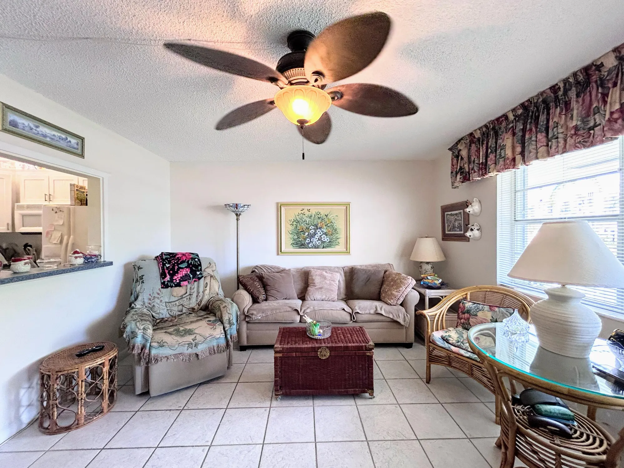 Property Slideshow image 3 of 45 | 340 horizons 203, Boynton Beach, FL, 33435