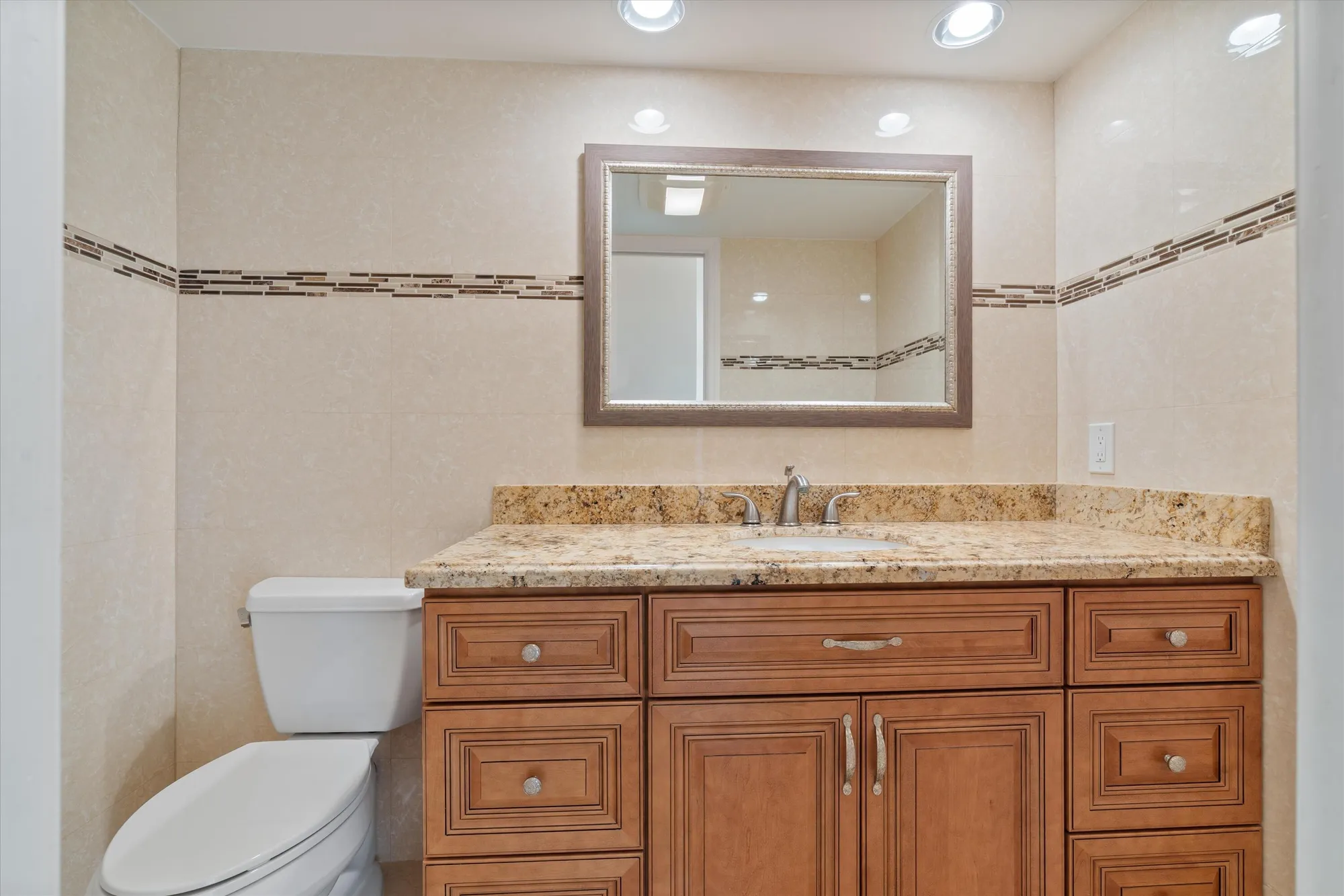 Property Slideshow image 16 of 34 | 3300 s ocean blvd apt 720c, Highland Beach, FL, 33487