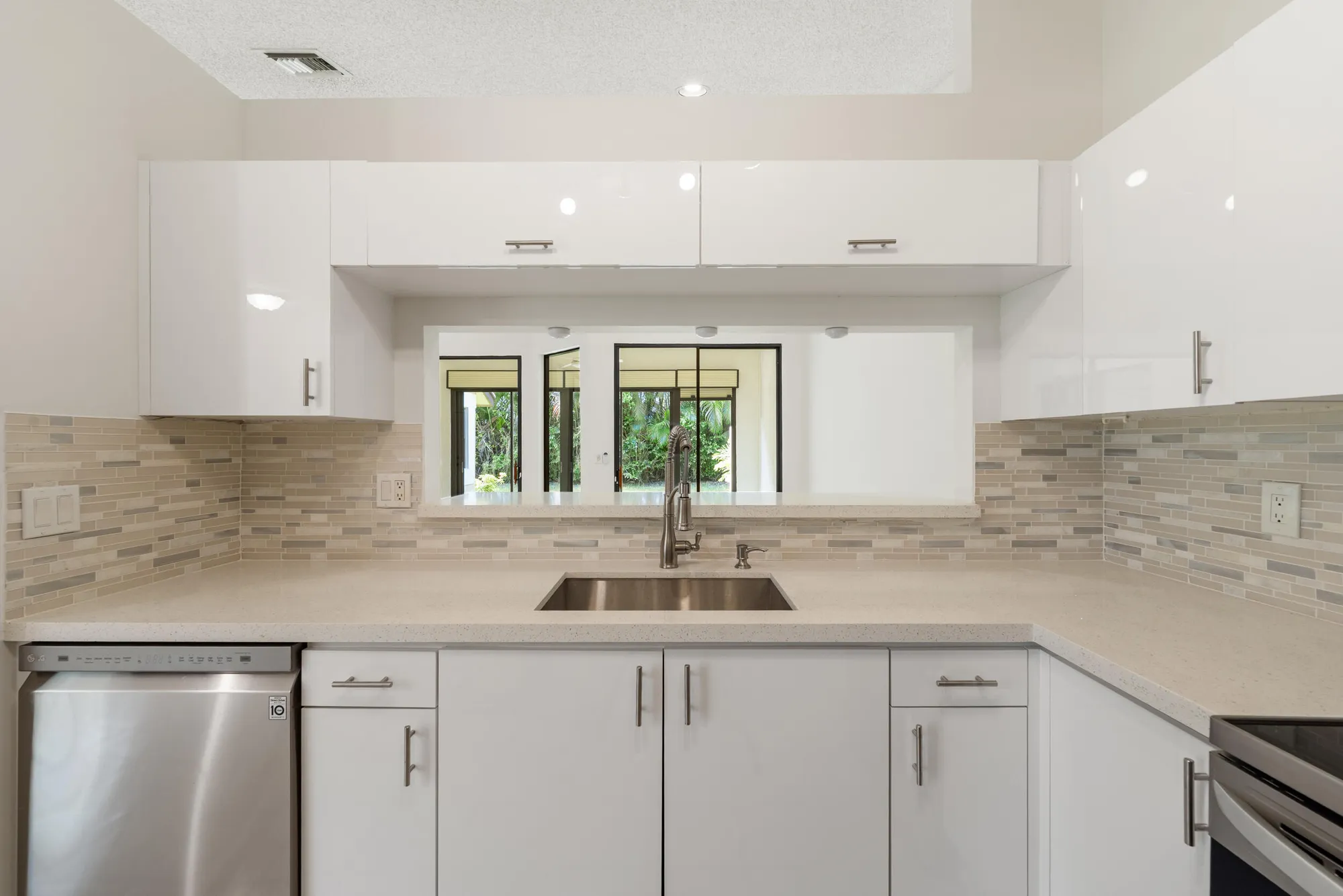 Property Slideshow image 9 of 44 | 7219 le chalet blvd, Boynton Beach, FL, 33472