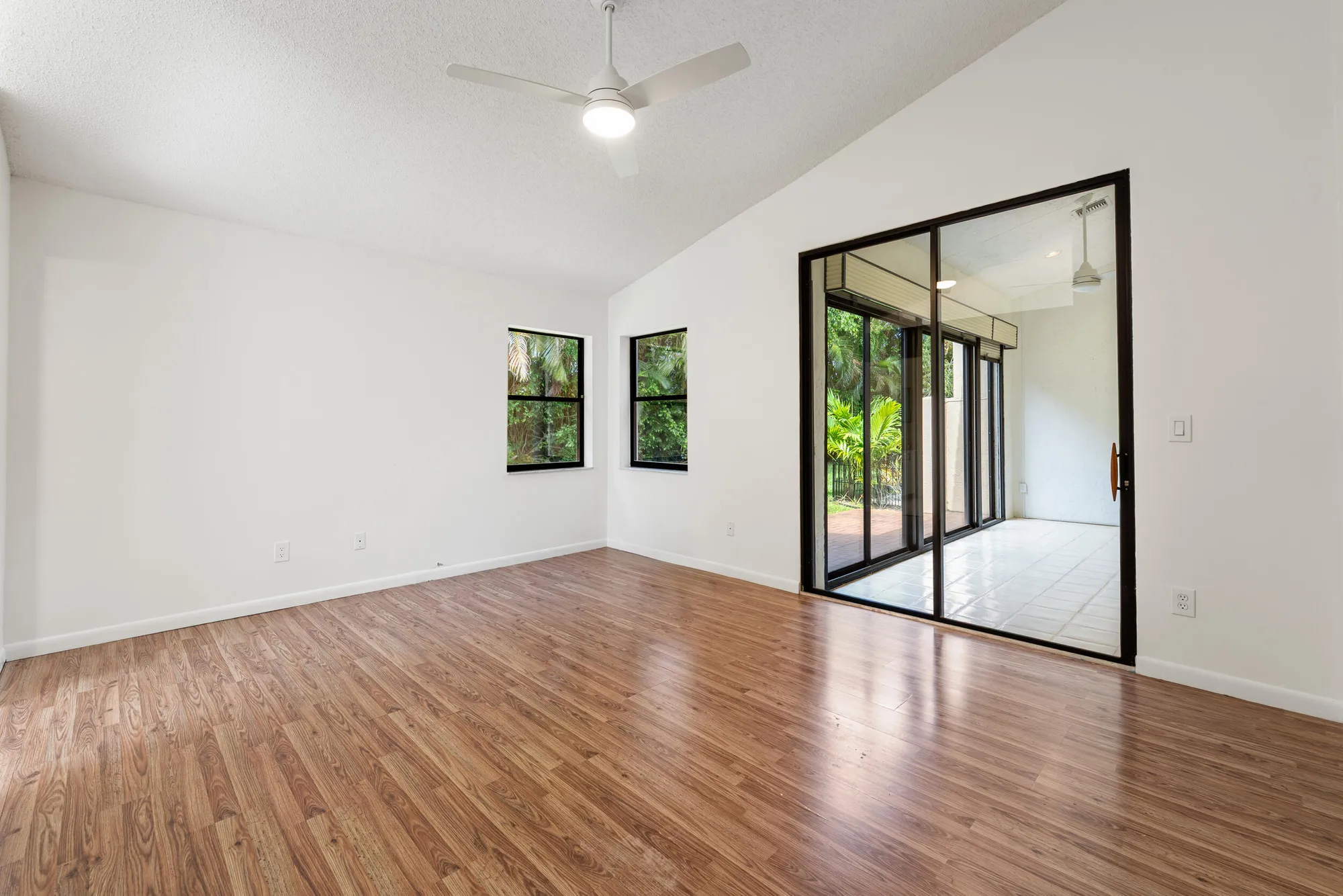 Property Slideshow image 13 of 44 | 7219 le chalet blvd, Boynton Beach, FL, 33472