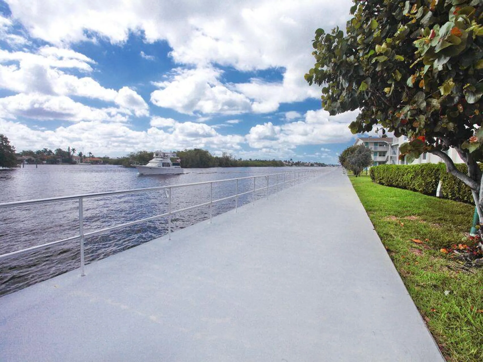 Property Slideshow image 37 of 45 | 340 horizons 203, Boynton Beach, FL, 33435