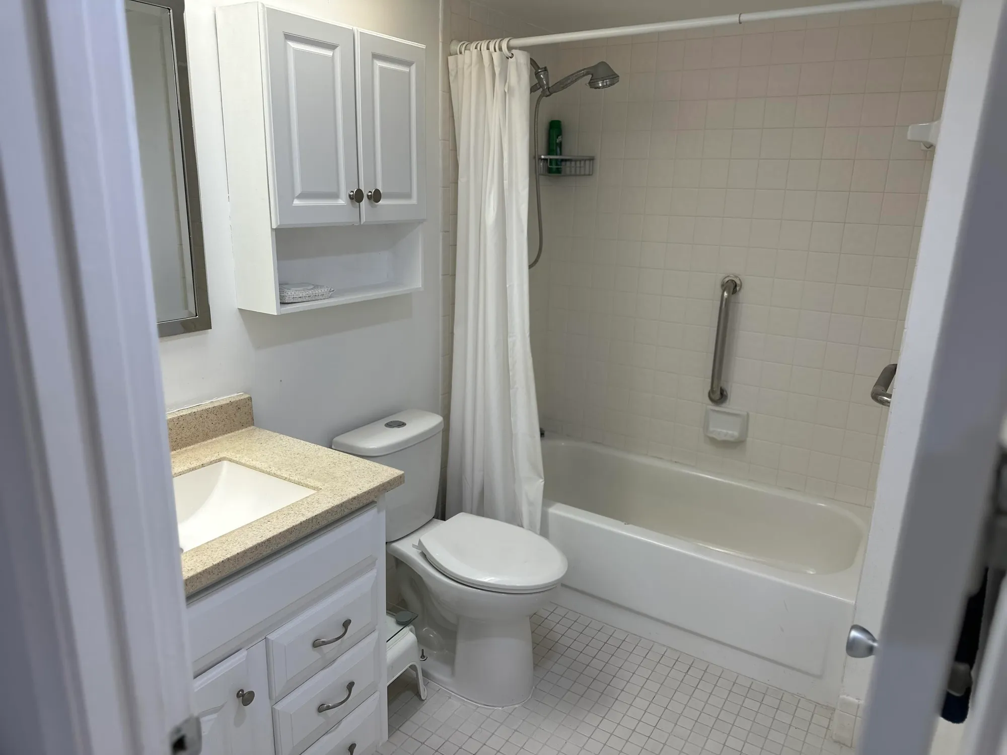 Property Slideshow image 12 of 16 | 901 sw 128th ter 113a, Pembroke Pines, FL, 33027