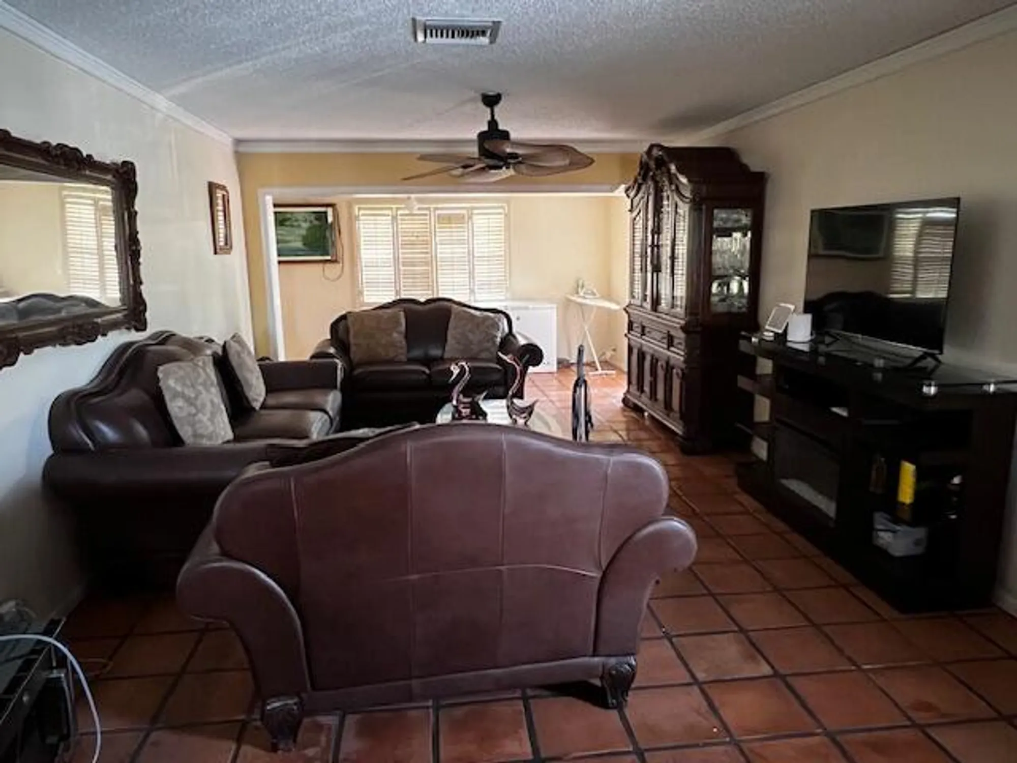 Property Slideshow image 5 of 10 | 501 sandpiper cir, Delray Beach, FL, 33445