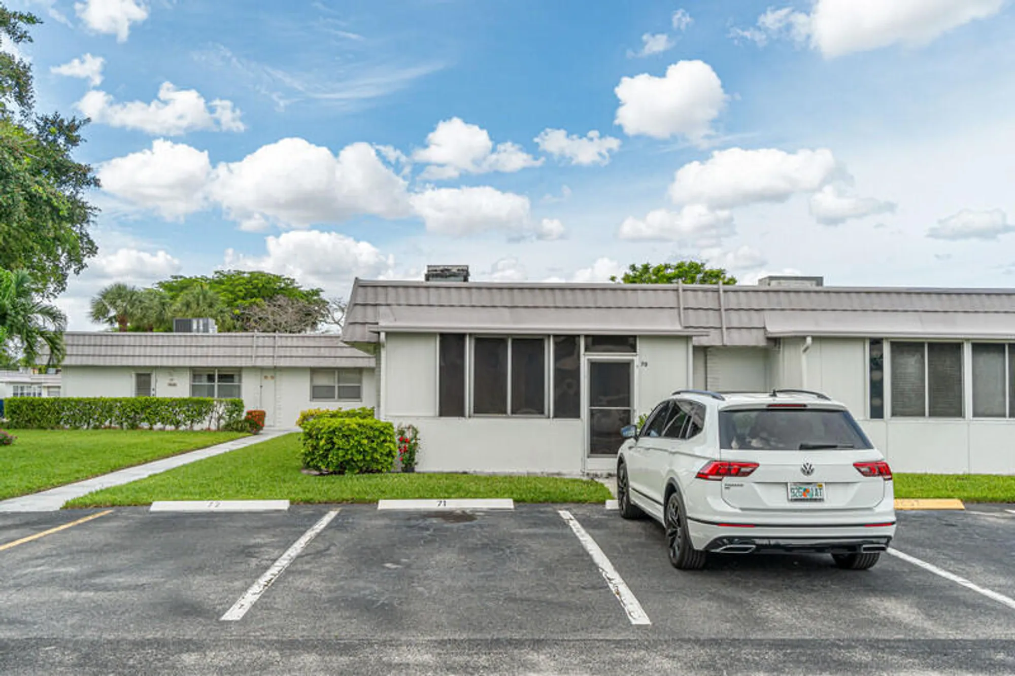 Property Slideshow image 18 of 18 | 70 valencia c, Delray Beach, FL, 33446