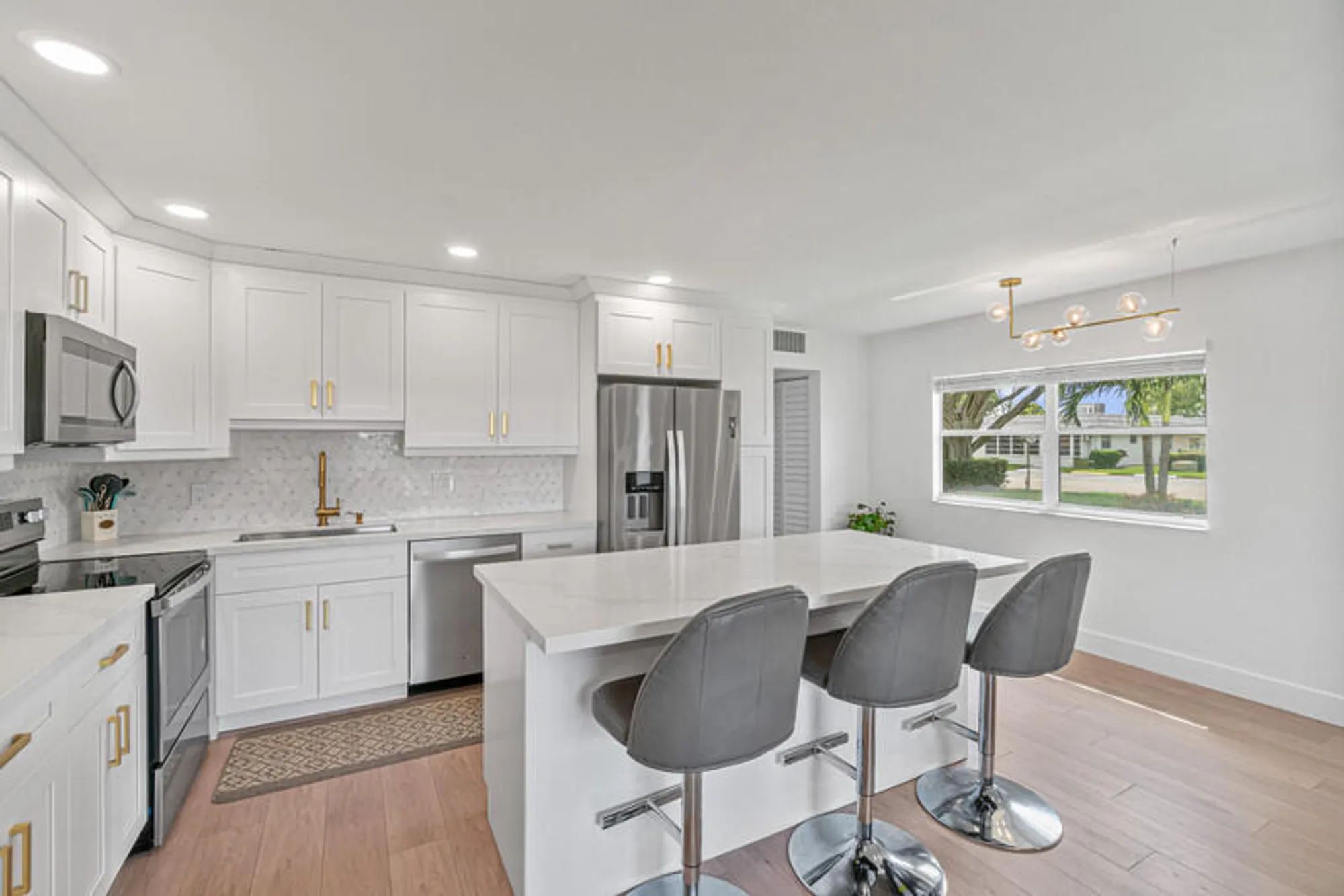 Property Slideshow image 8 of 18 | 70 valencia c, Delray Beach, FL, 33446