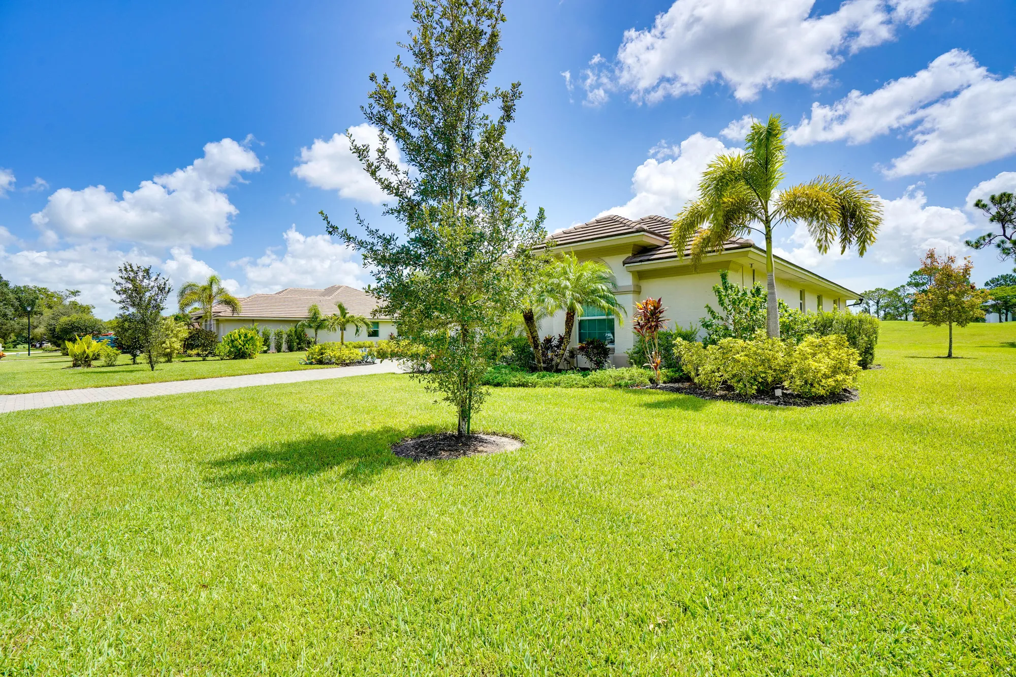Property Slideshow image 34 of 45 | 2986 bent pine dr, Fort Pierce, FL, 34951