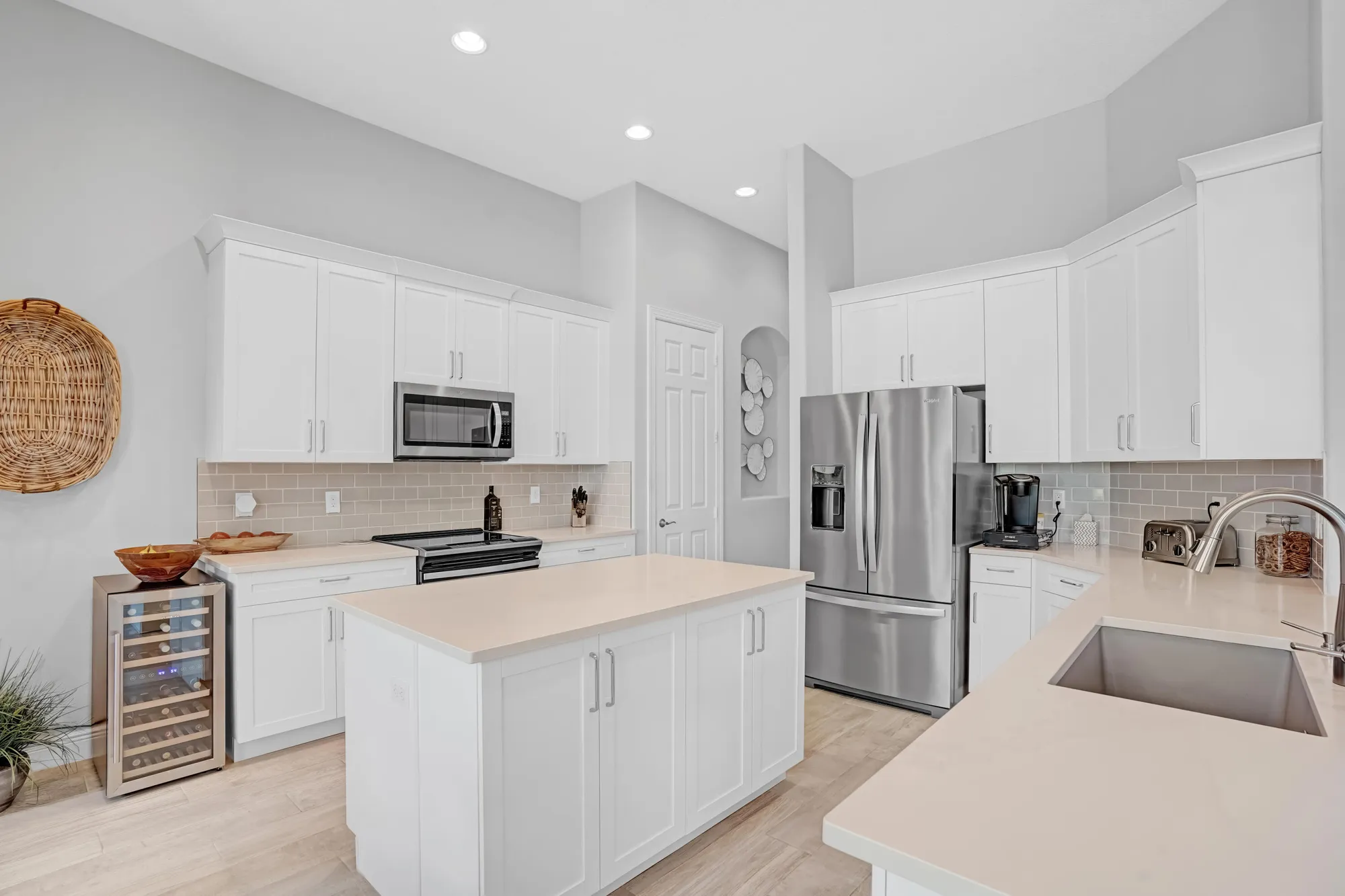 Property Slideshow image 14 of 45 | 2986 bent pine dr, Fort Pierce, FL, 34951