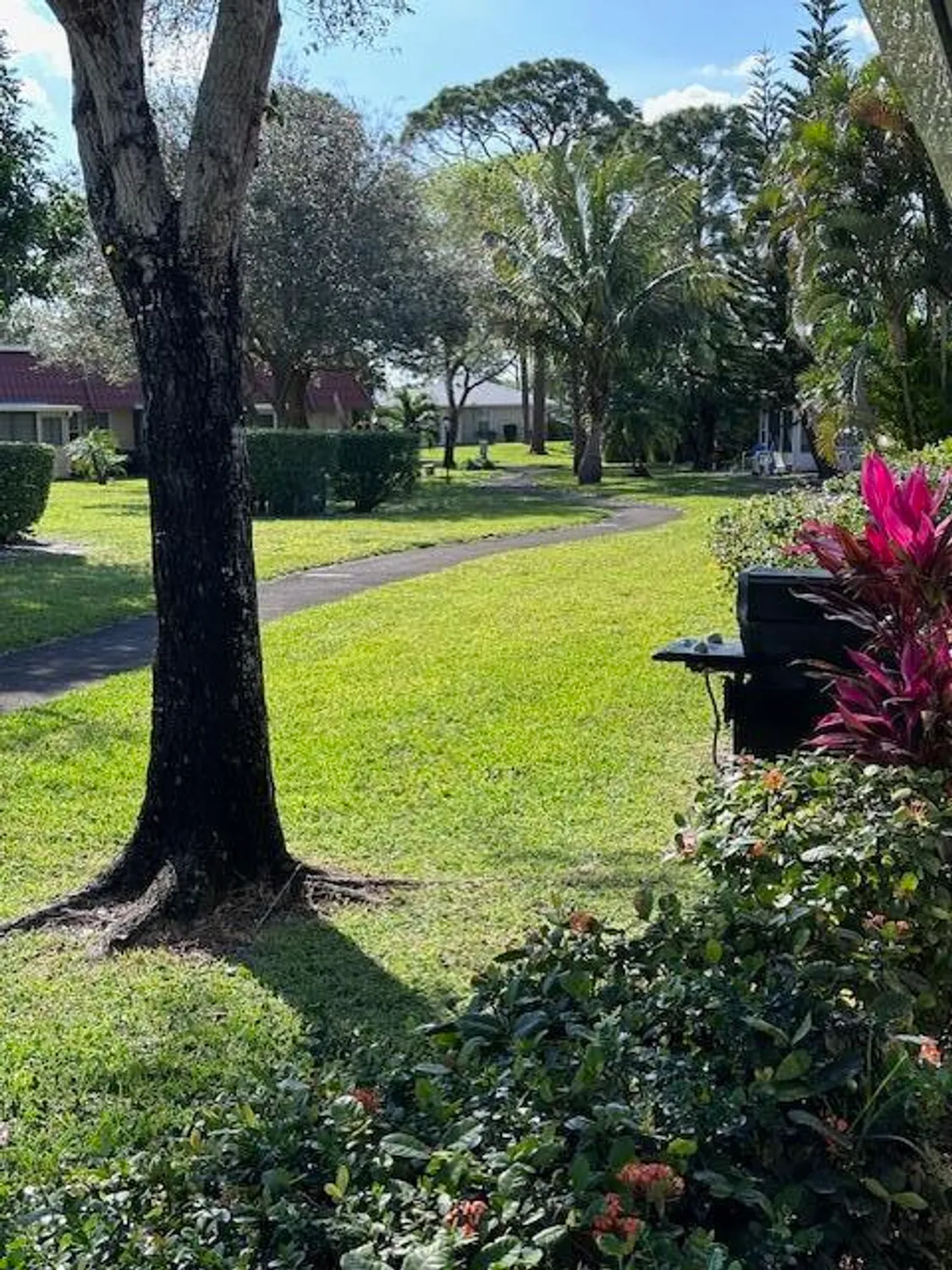 Property Slideshow image 18 of 24 | 228 down east ln, Lake Worth, FL, 33467