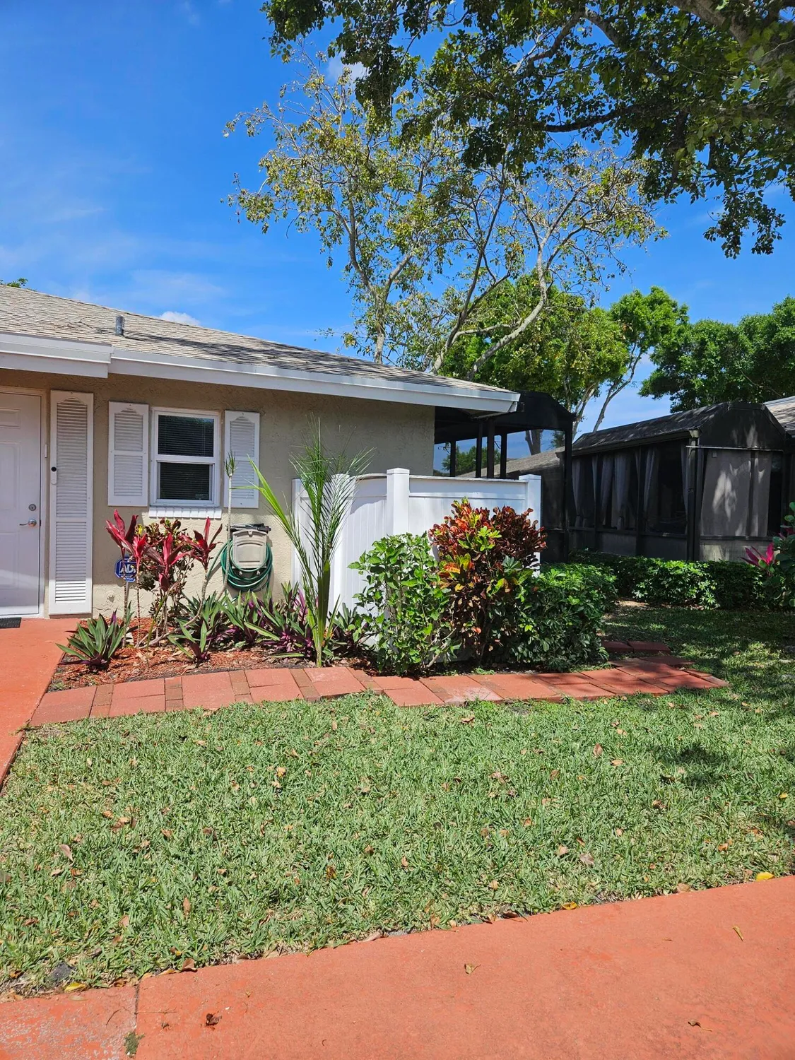 Property Slideshow image 13 of 13 | 8977 echo ln d, Boca Raton, FL, 33496