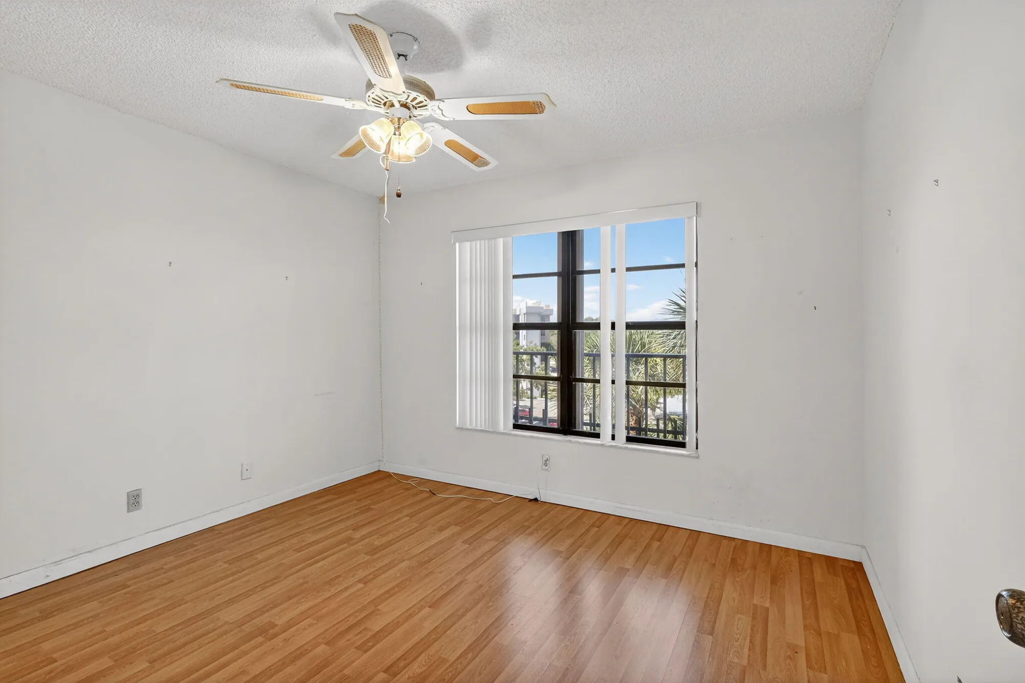 Property Slideshow image 15 of 58 | 4640 lucerne lakes blvd 503, Lake Worth, FL, 33467