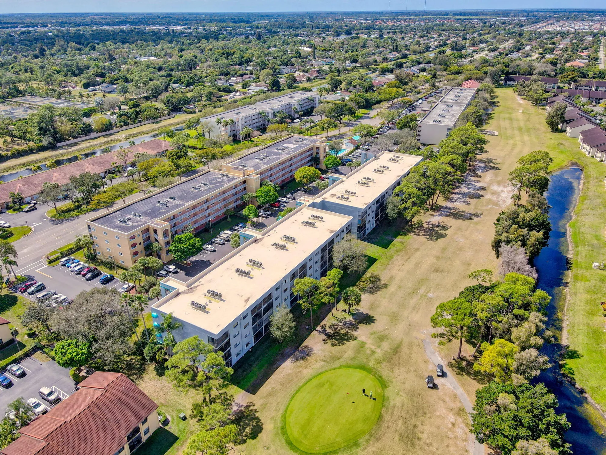 Property Slideshow image 28 of 58 | 4640 lucerne lakes blvd 503, Lake Worth, FL, 33467