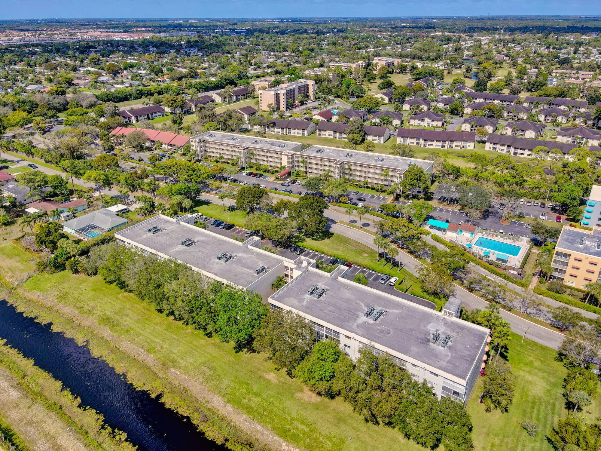 Property Slideshow image 32 of 58 | 4640 lucerne lakes blvd 503, Lake Worth, FL, 33467