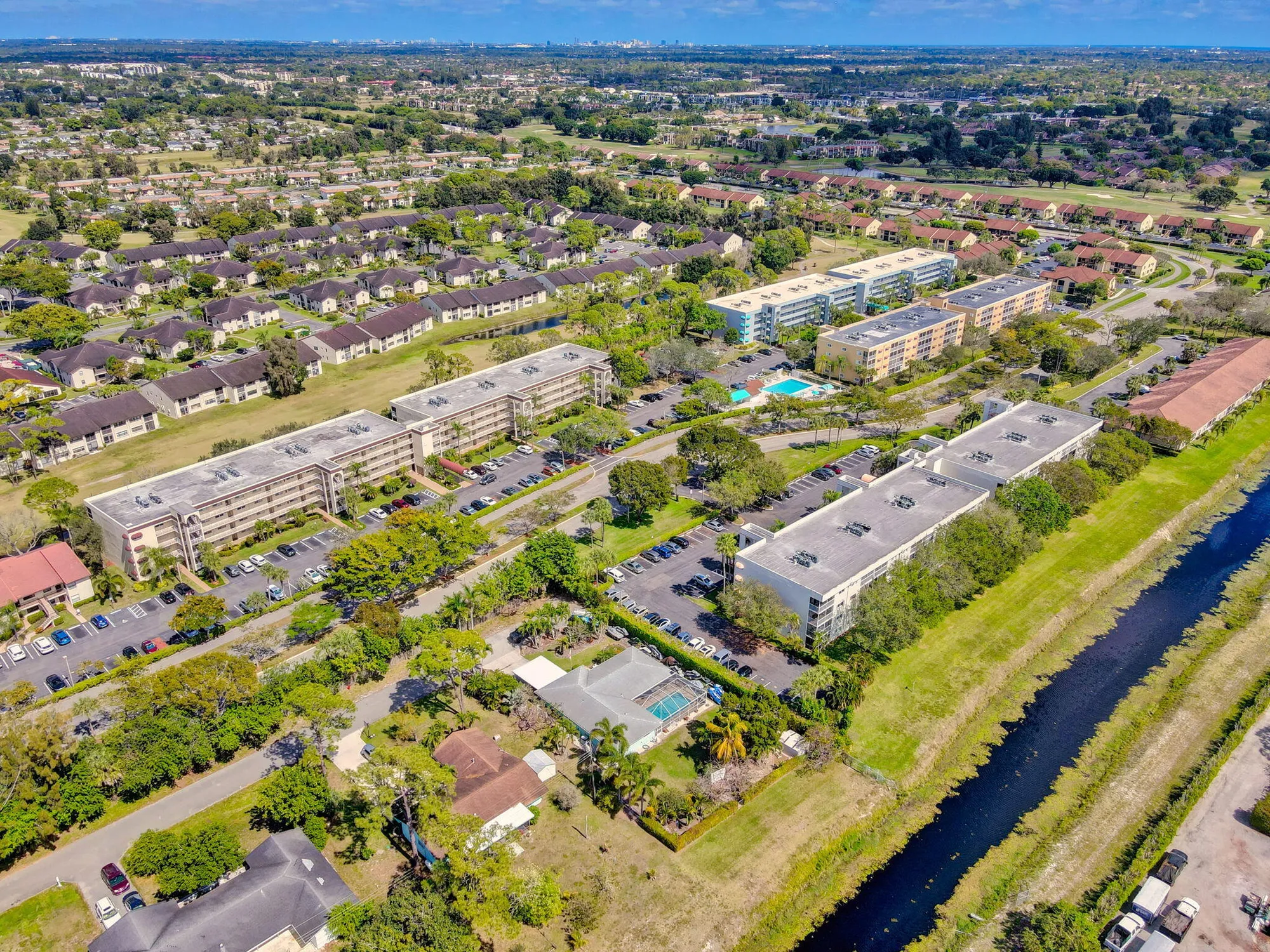 Property Slideshow image 33 of 58 | 4640 lucerne lakes blvd 503, Lake Worth, FL, 33467