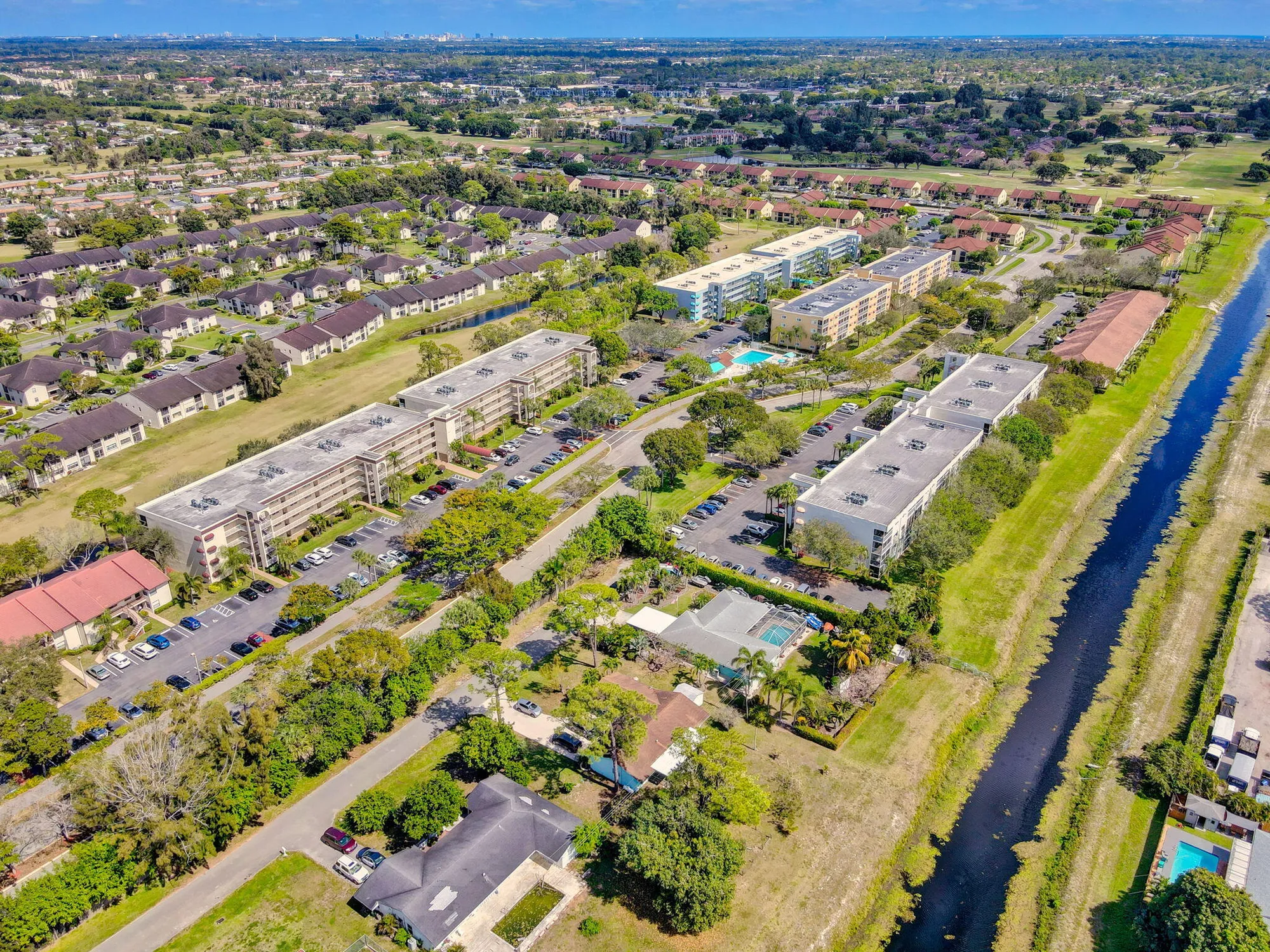 Property Slideshow image 34 of 58 | 4640 lucerne lakes blvd 503, Lake Worth, FL, 33467