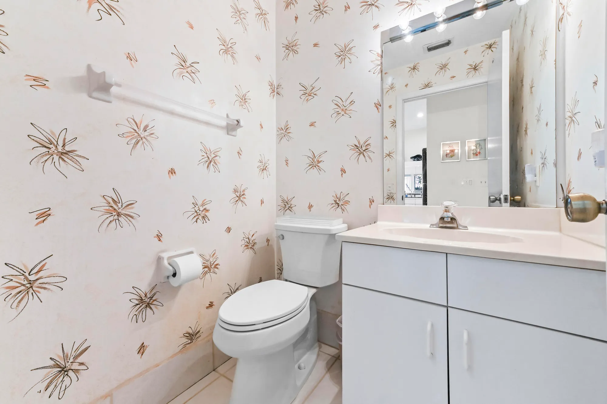 Property Slideshow image 9 of 45 | 2320 riviera dr, Delray Beach, FL, 33445