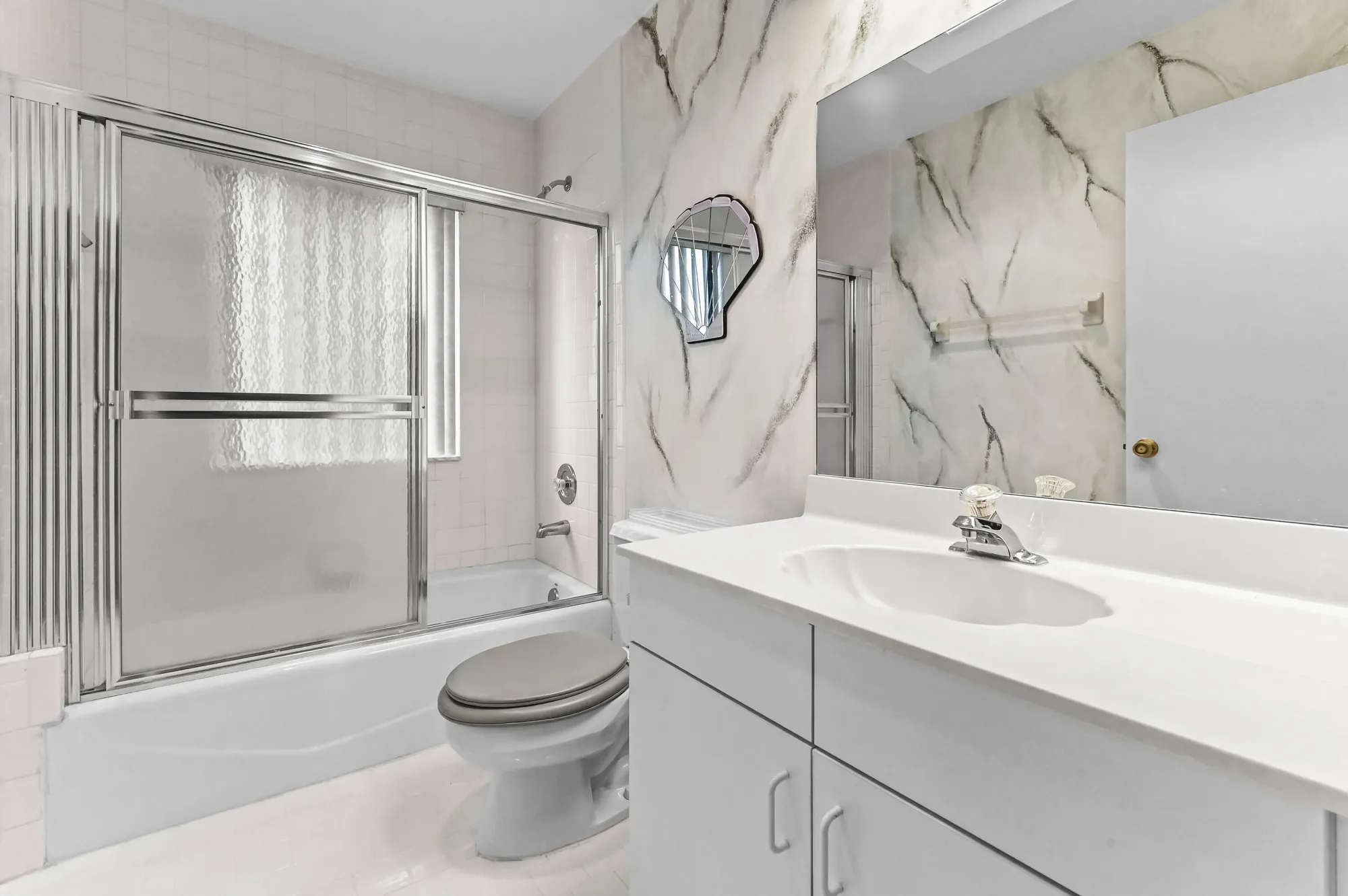 Property Slideshow image 21 of 45 | 2320 riviera dr, Delray Beach, FL, 33445